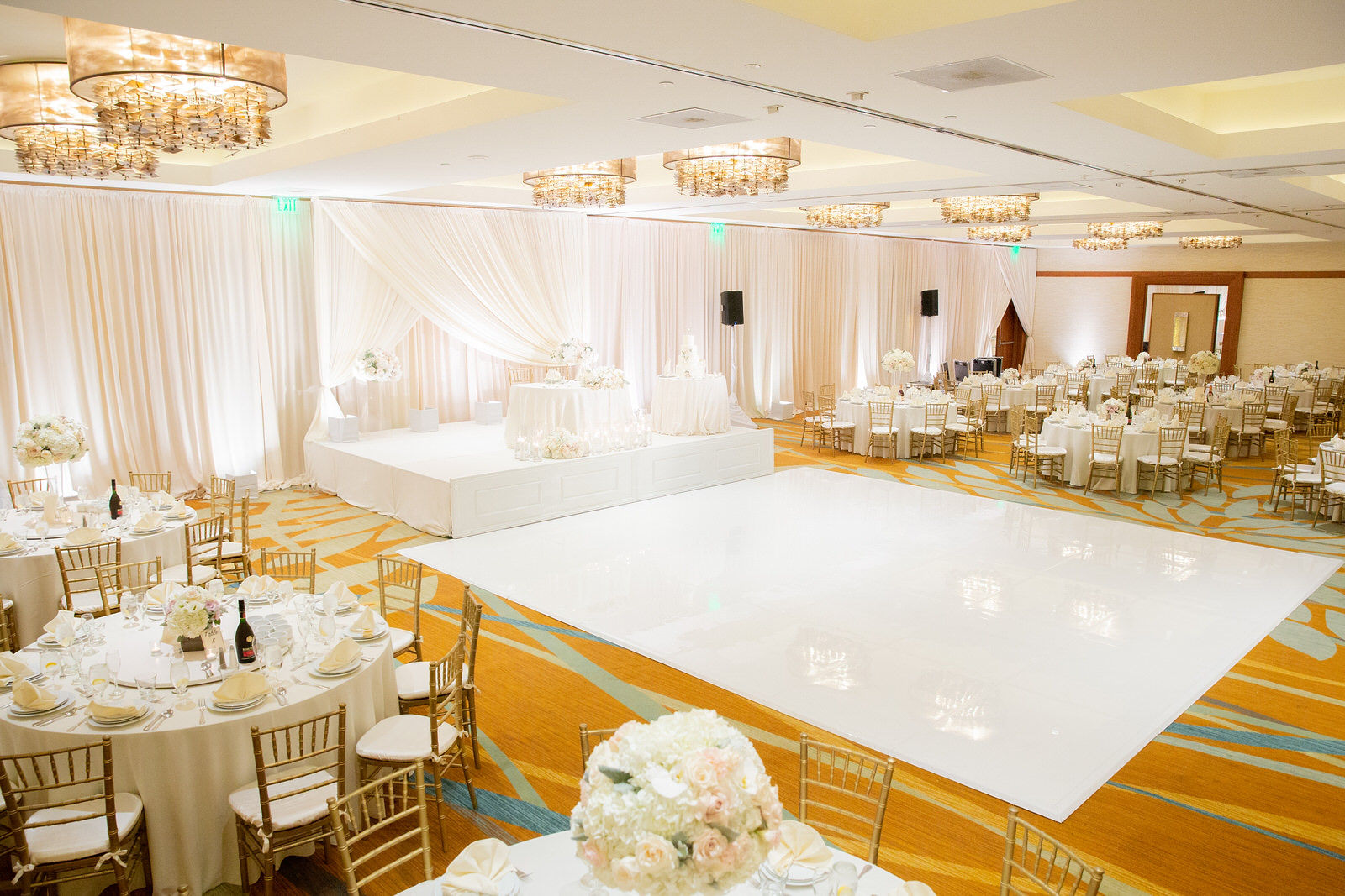 Hyatt Regency 2 - Encor.jpg