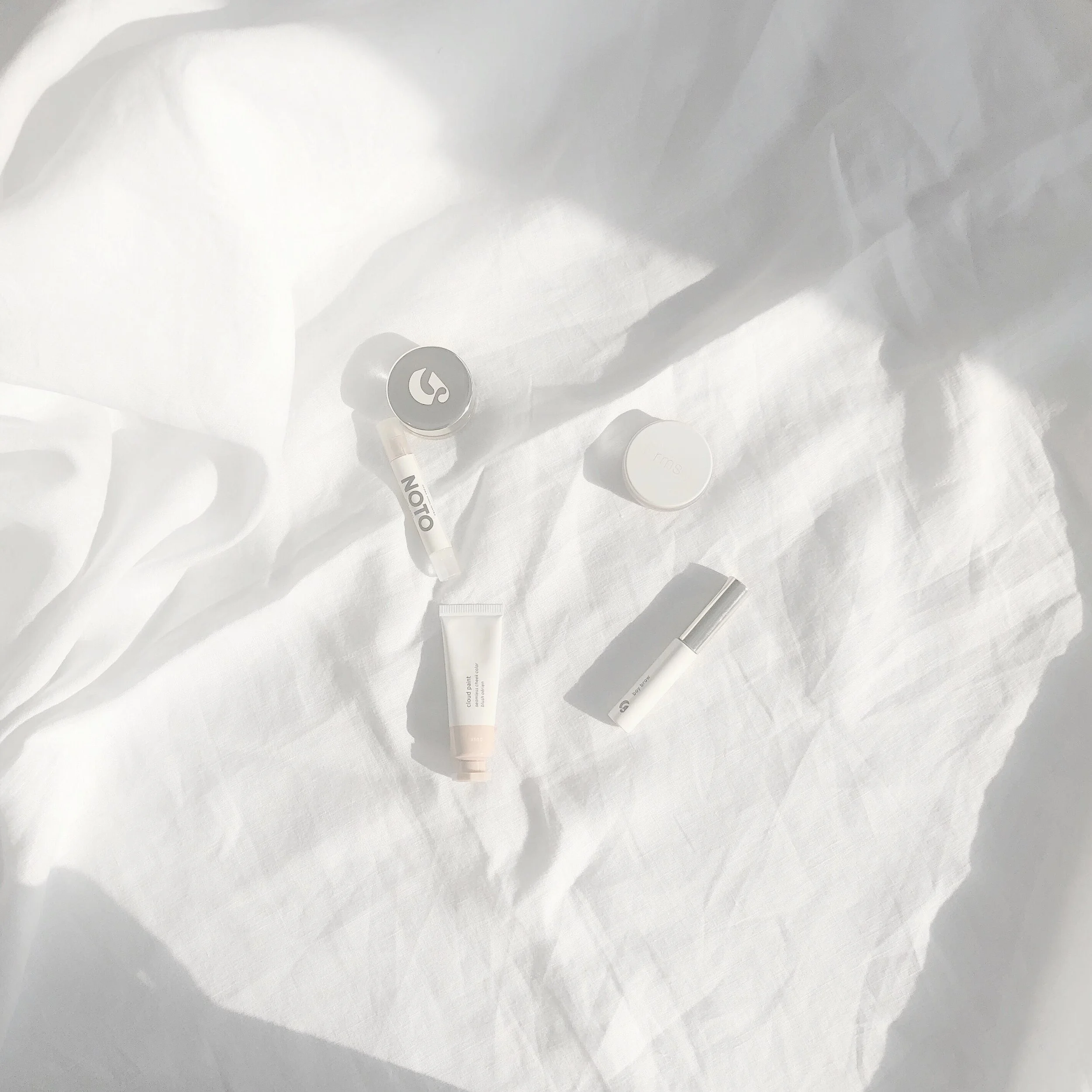 A Minimal Approach to Everyday Makeup