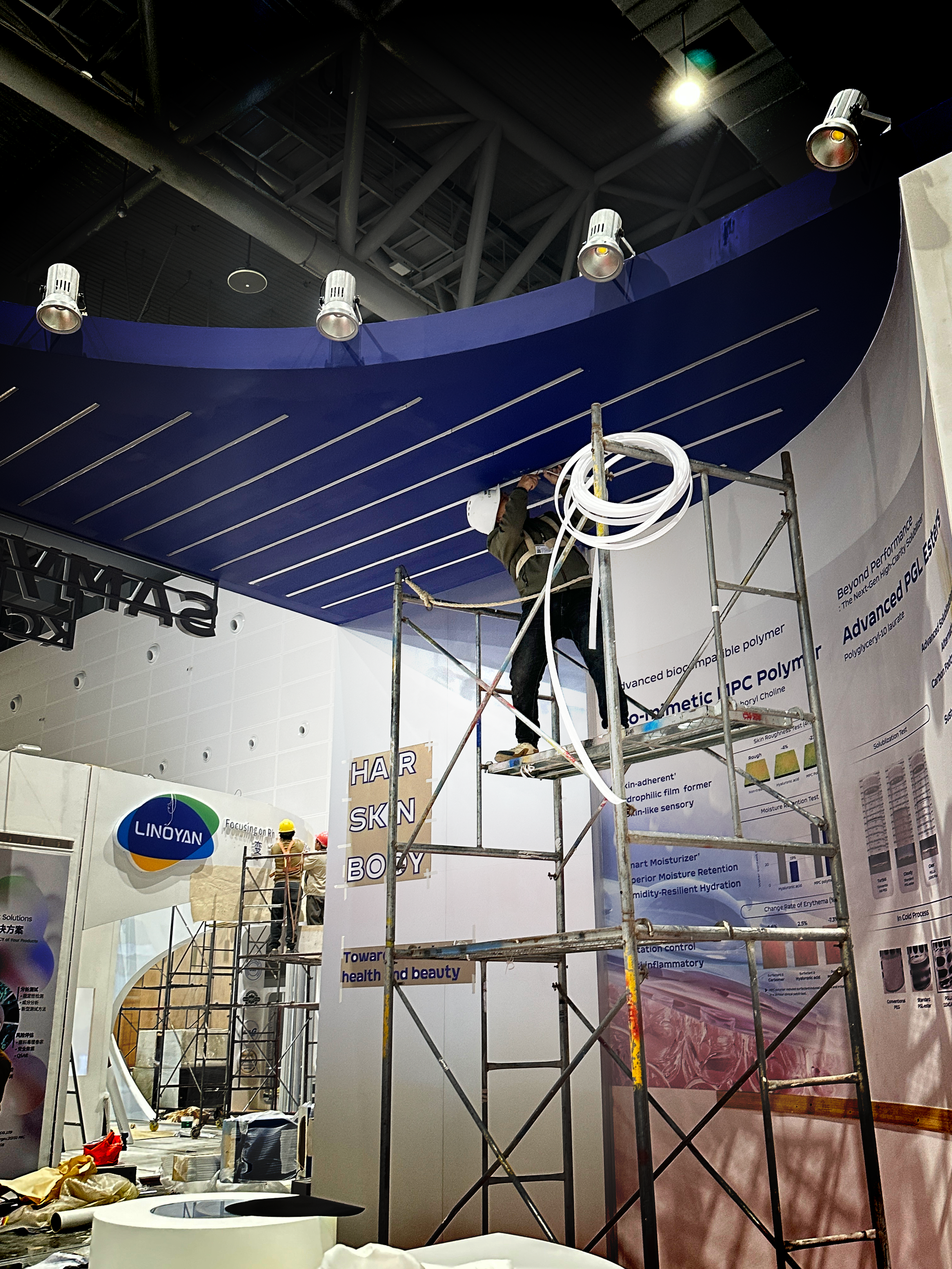 개미는 뚠뚠 오늘도 뚠뚠 열심히 일을 하네