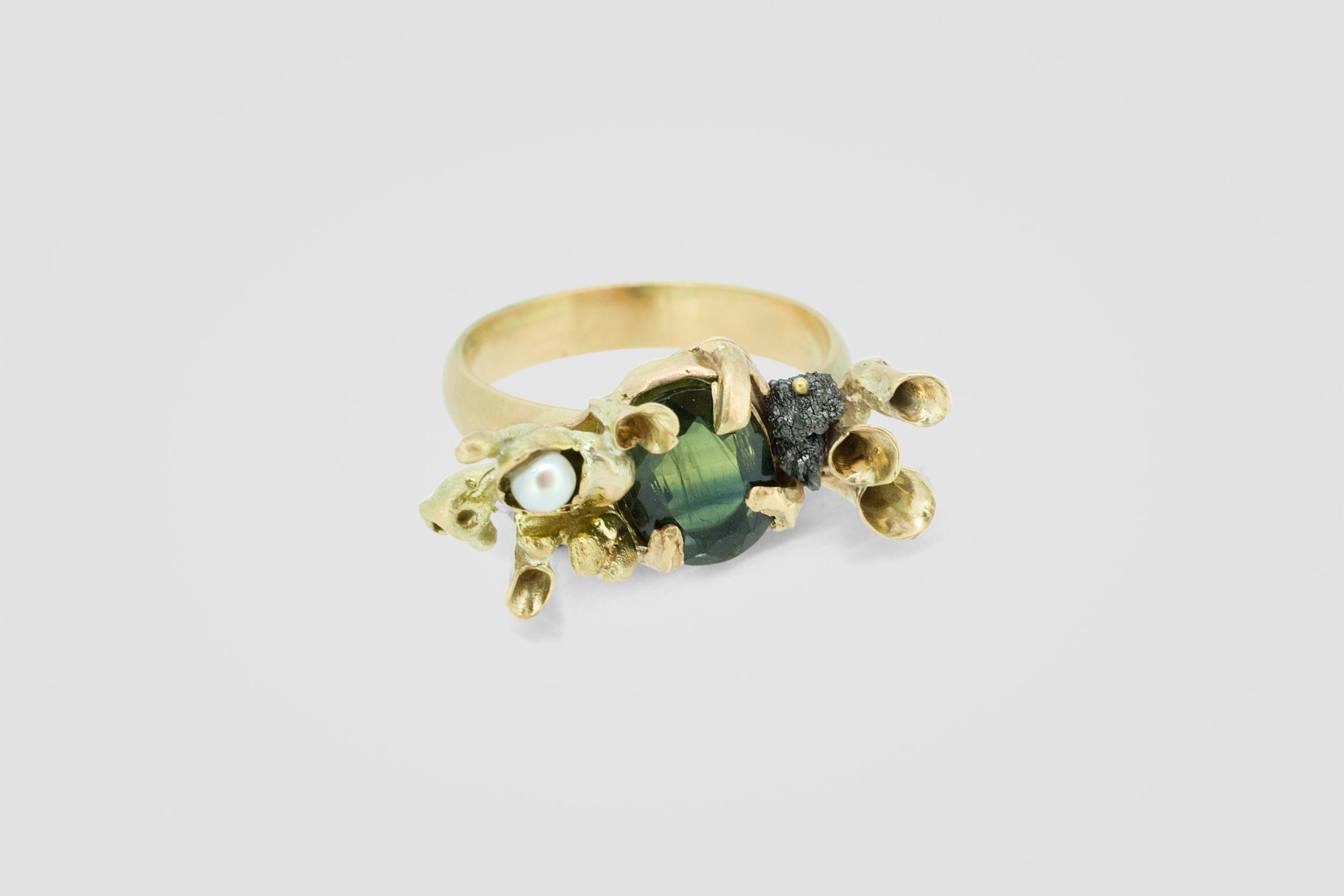 Epiphyte Green Sapphire Ring_Flat.jpg