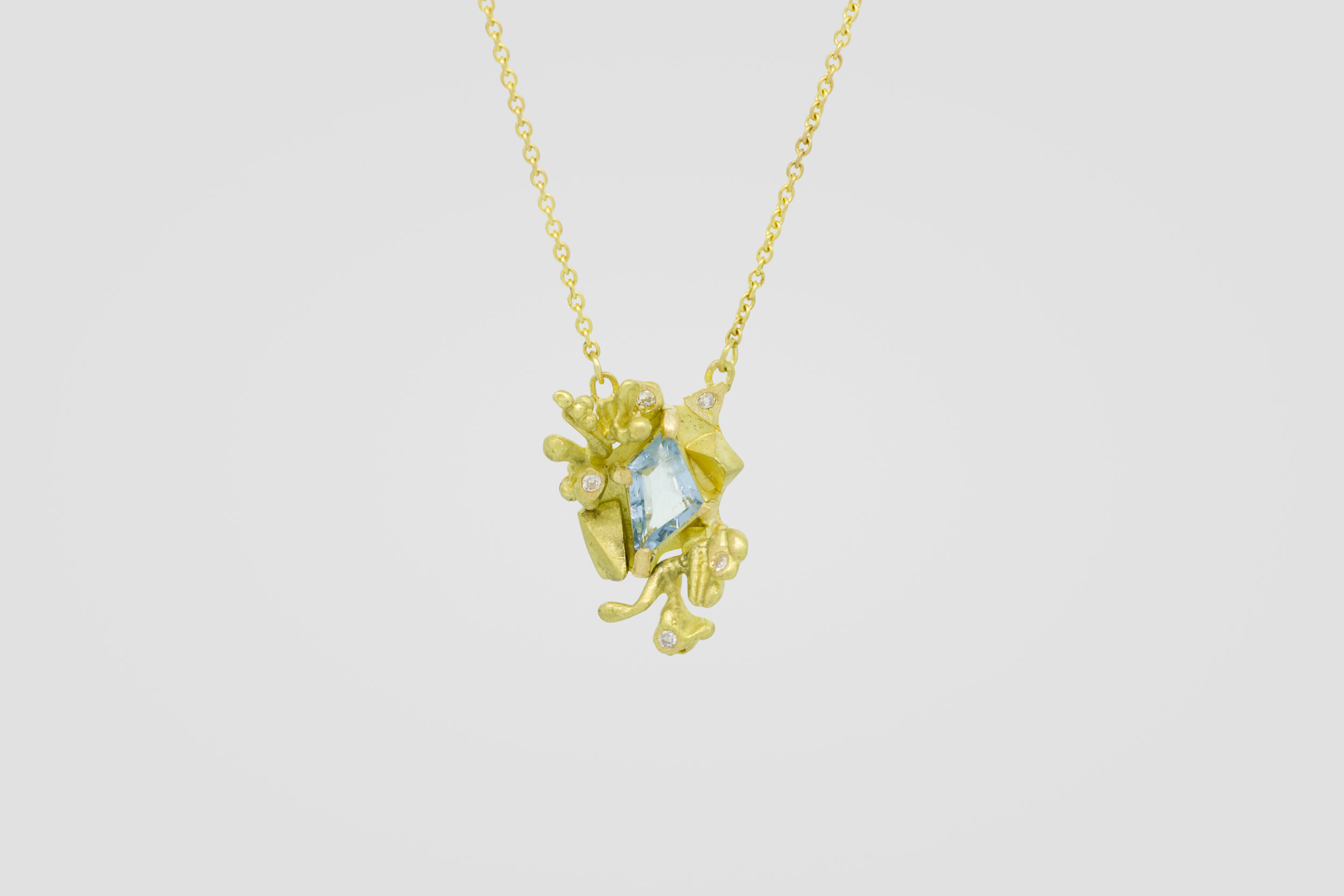 Floregeo Aquamarine Gold Necklace_Front.jpg