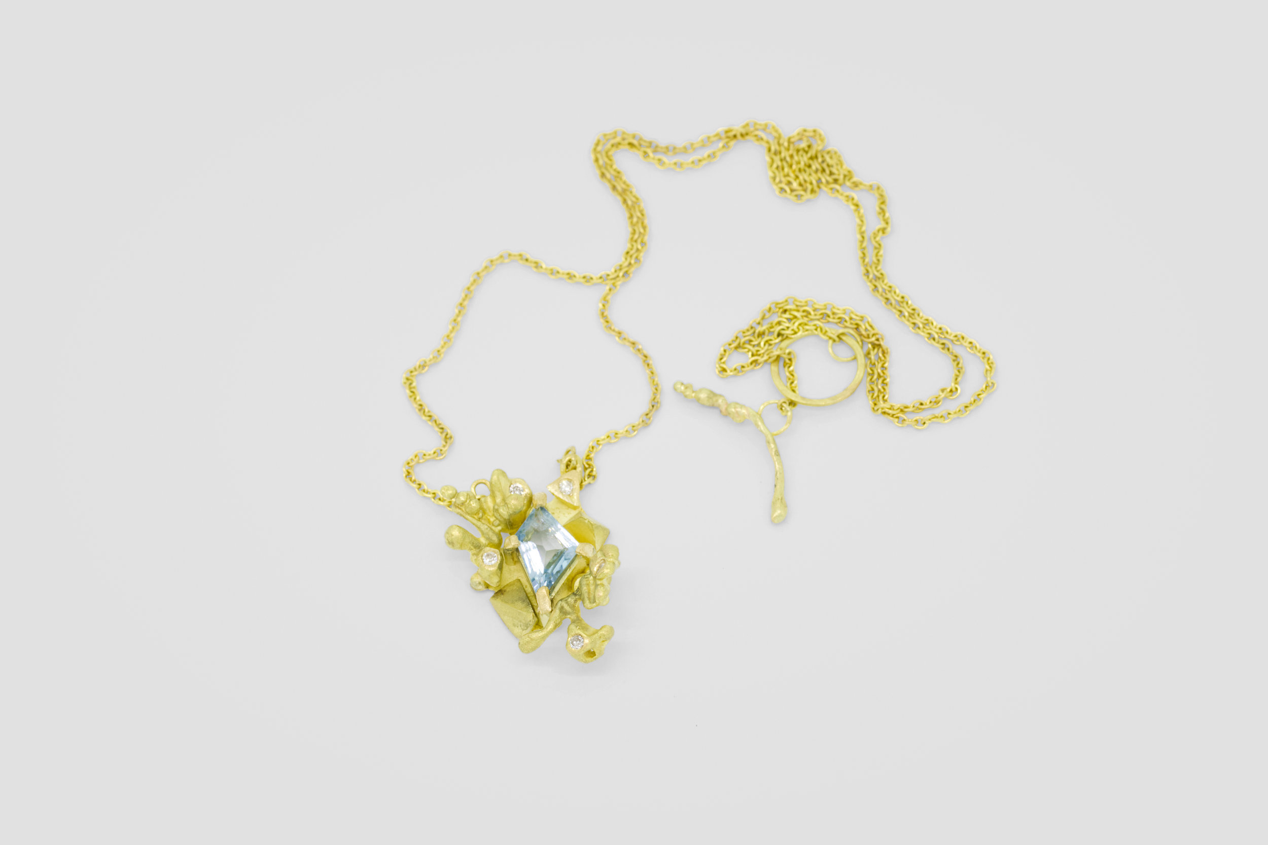 Floregeo Aquamarine Gold Necklace_Top.jpg