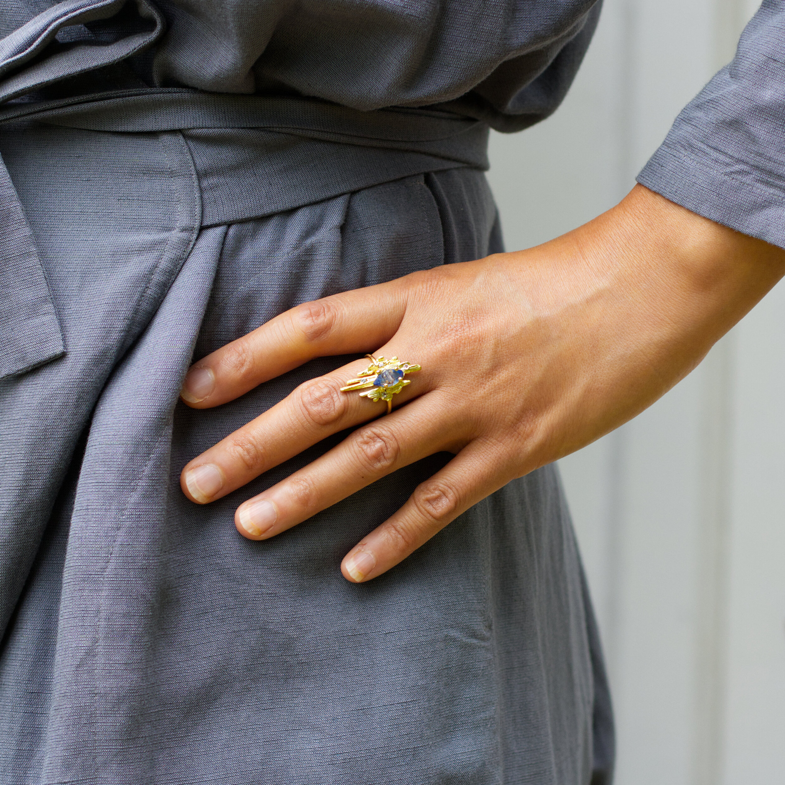 Sapphire Strata Ring_Model.jpg