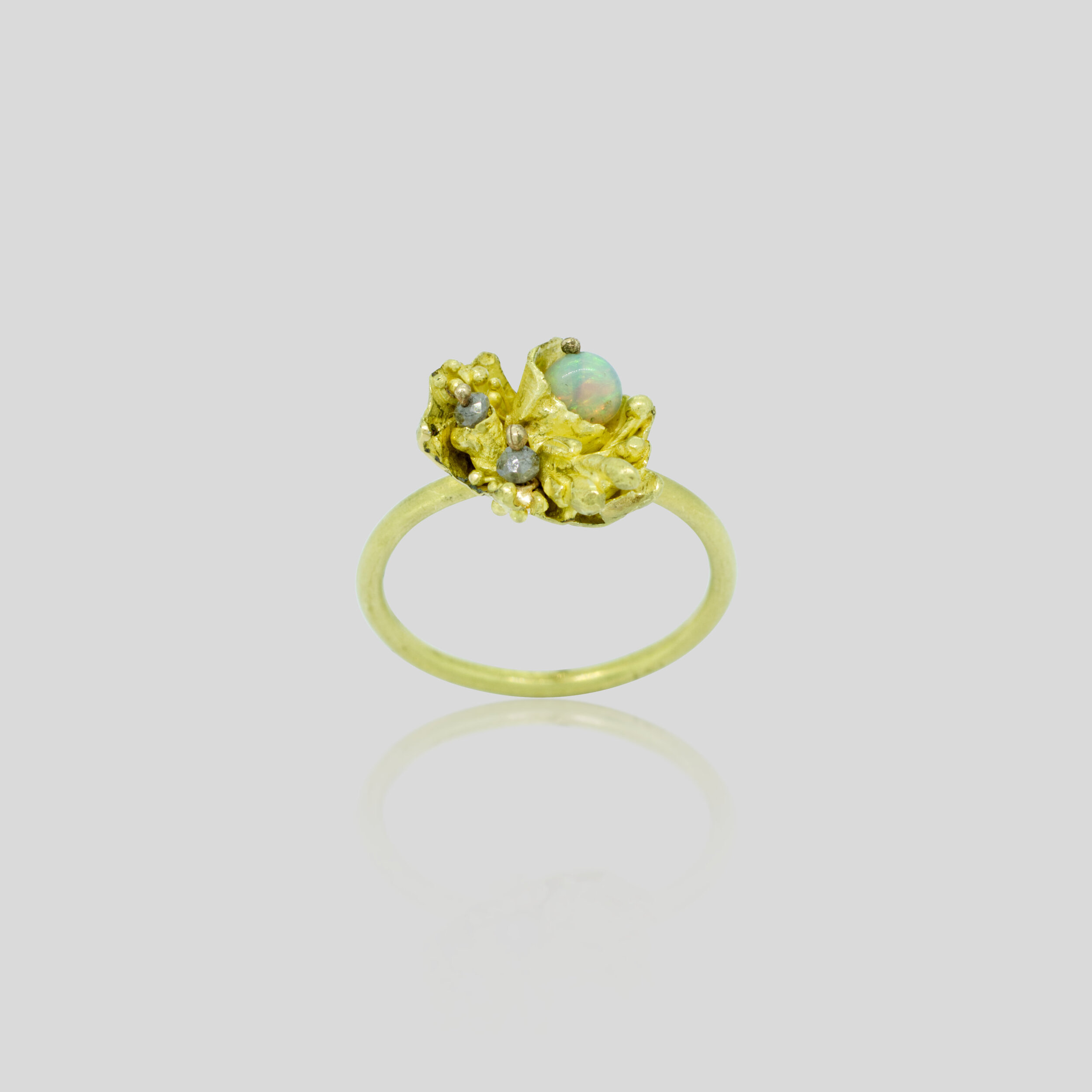 Bibelo Ring Top.jpg