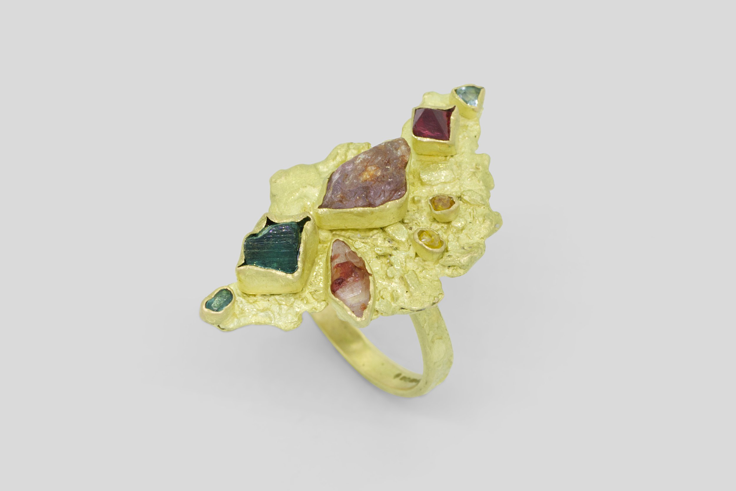 Amulet Ring_Main 2.jpg