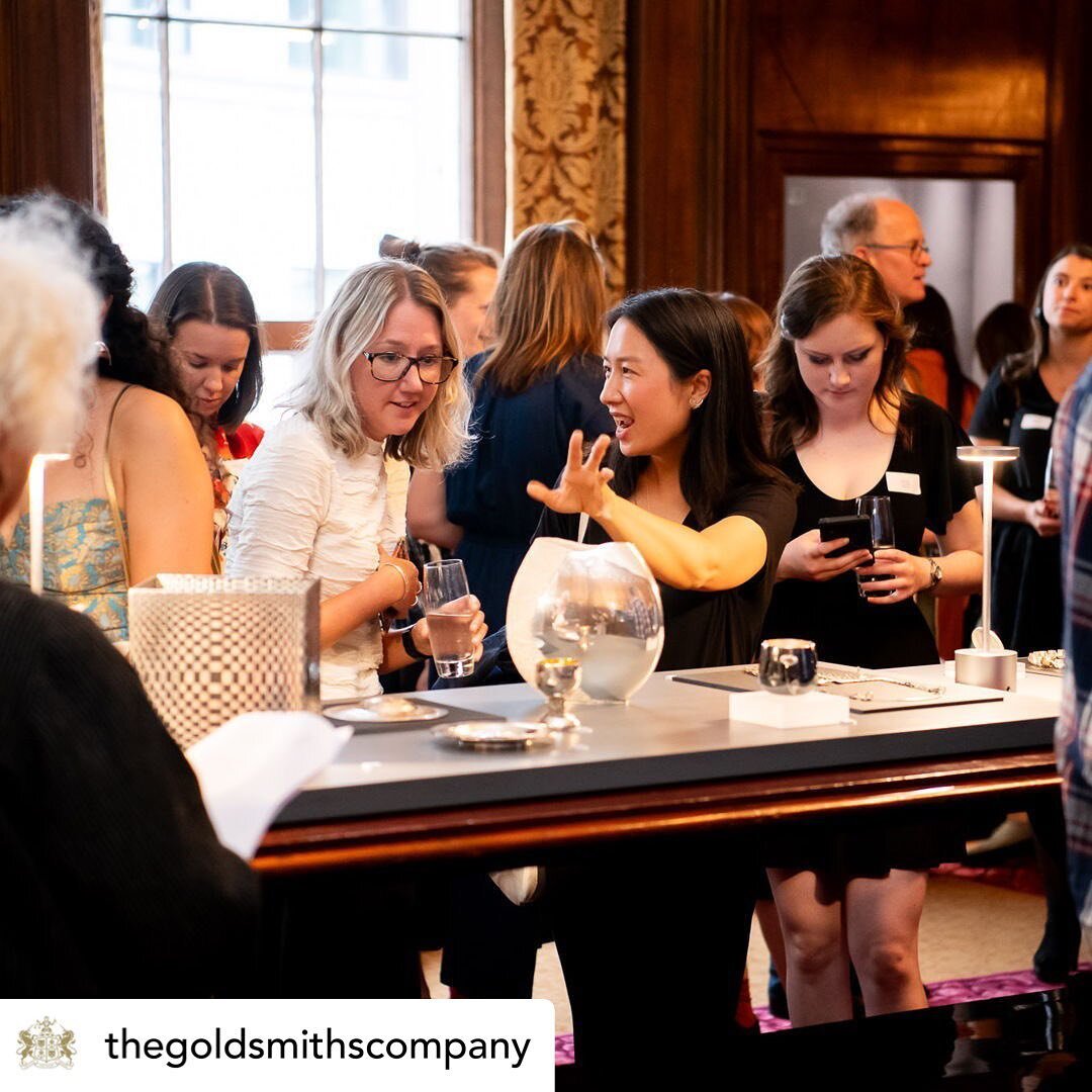 Caught with @cbishopdesigns admiring the amazing work @bishopsland_educational_trust anniversary exhibition!

Repost@thegoldsmithscompany Last week we were delighted to host the 30th anniversary of @bishopsland_educational_trust, an internationally r