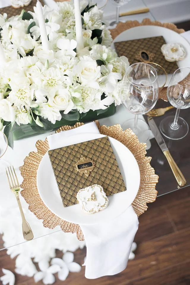 Styled-shoot-gold-trim-dinner-plates