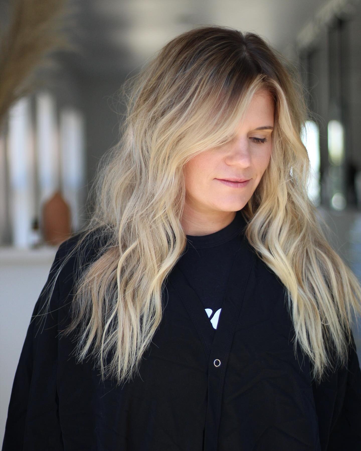 Natural looking color + natural looking extensions is my all time favorite combo. 

The way I look at color and extensions is that is that they are meant to enhance your your natural look even if it does mean adding a few inches and a few blonde pops