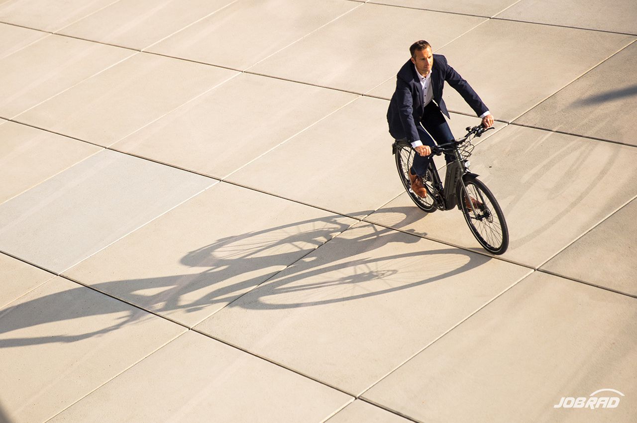 fahrrad-bike-leasing-jobrad-JR_2017_1X9A3325_logo.jpg
