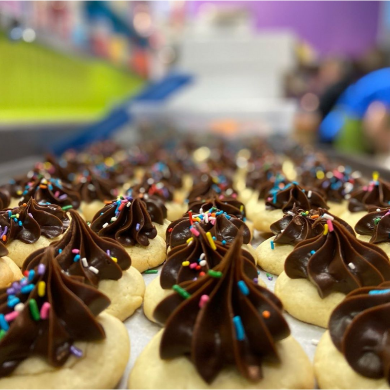 Chocolate Top Cookie Gift Box — Starry Night Bakery