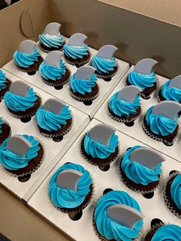 shark cupckaes 2.jpg