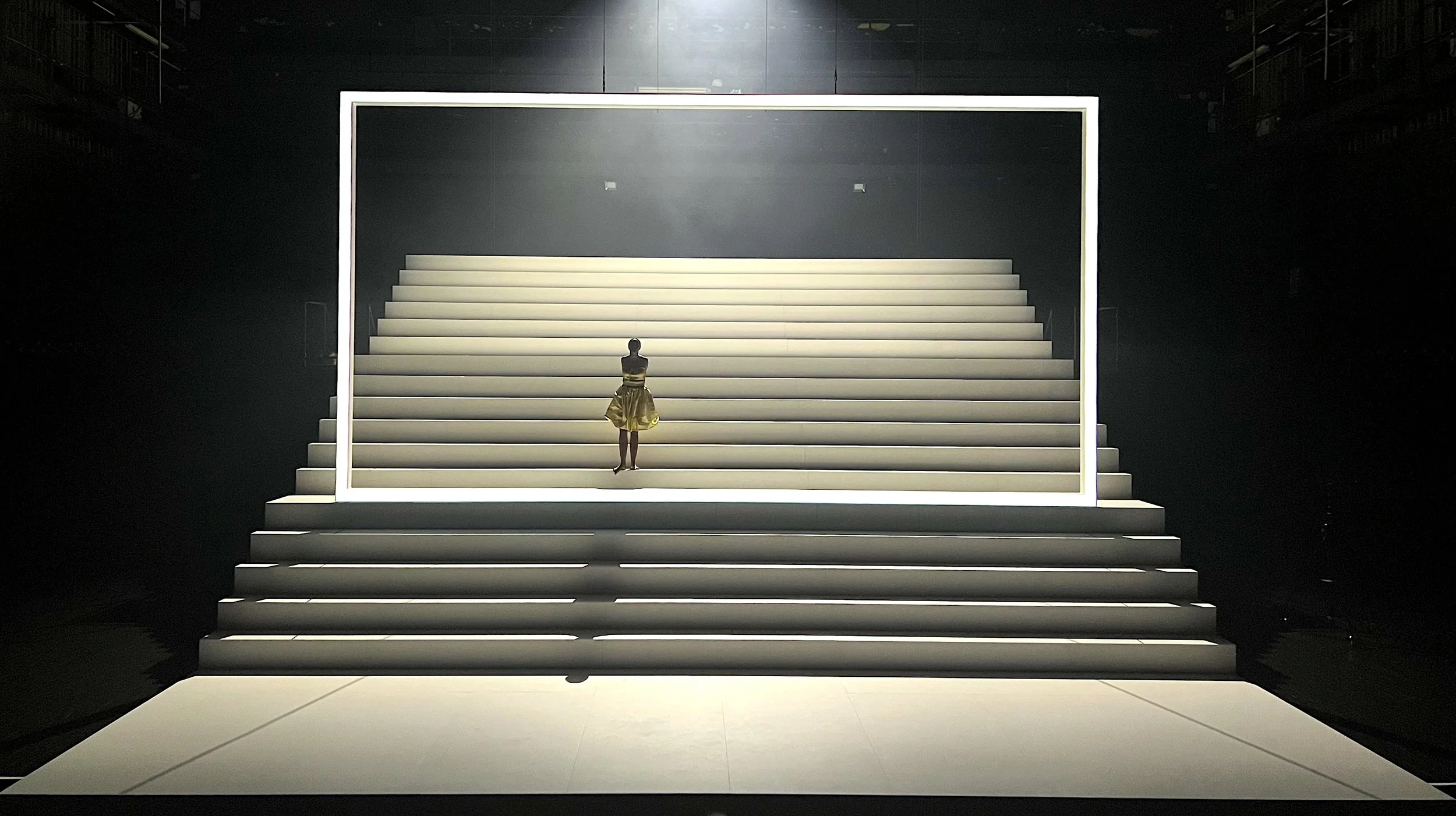 Les Paravents - by Jean Genet, directed by Arthur Nauzyciel for L'Odeon, Théâtre de l'Europe, Paris.