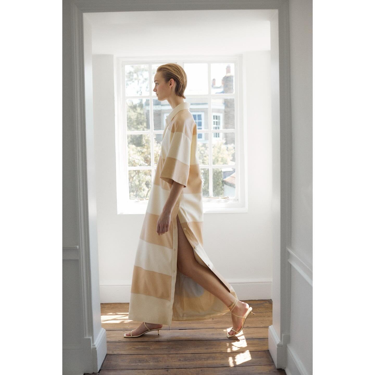 🤍This story in the current issue of @make_magazineuk featuring designs and an interview with @nanushka. 
HUGE Thanks to a stellar team consisting of:
@chloemallettphoto 
@kimroyhair 
#soniadeveney and @erinrruby wearing @nanushka exclusively through