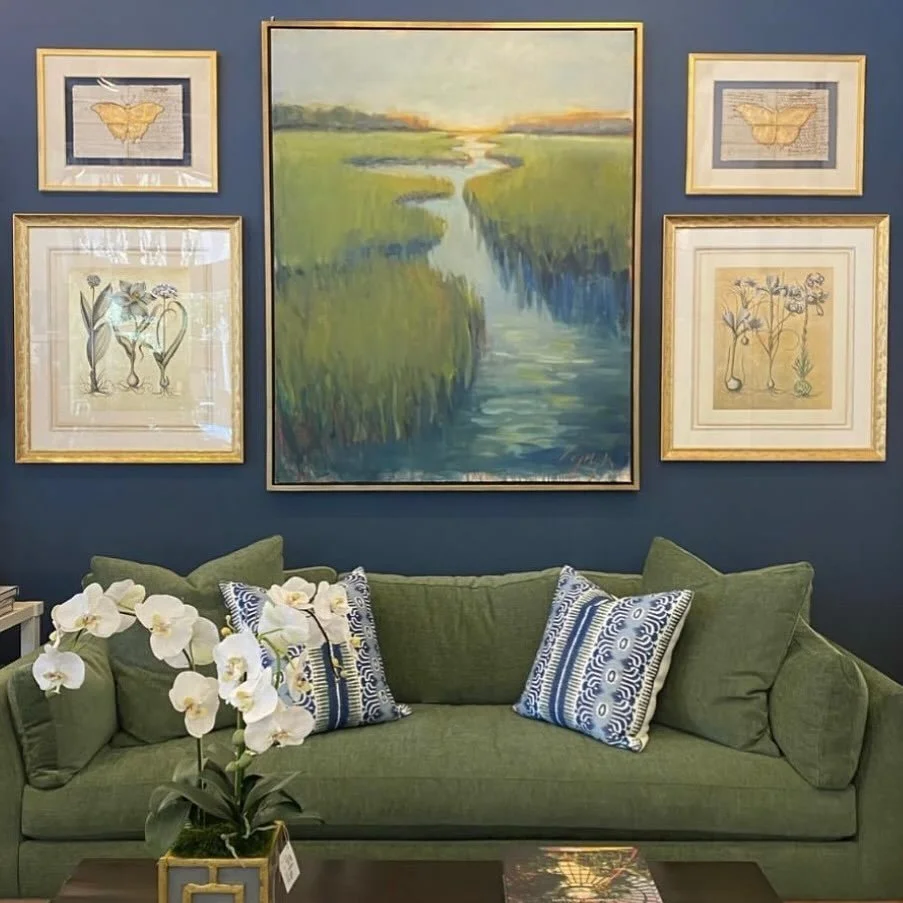 Thank you @margueritesondresdon for this beautiful presentation!! Love ❤️ the emerald couch as perfect compliment with the marsh!