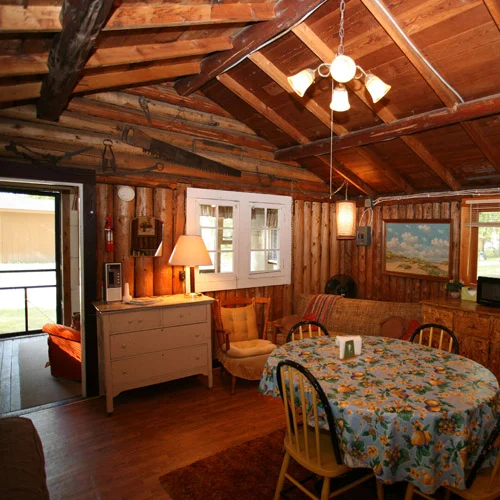 Moose.Cabin7.jpg