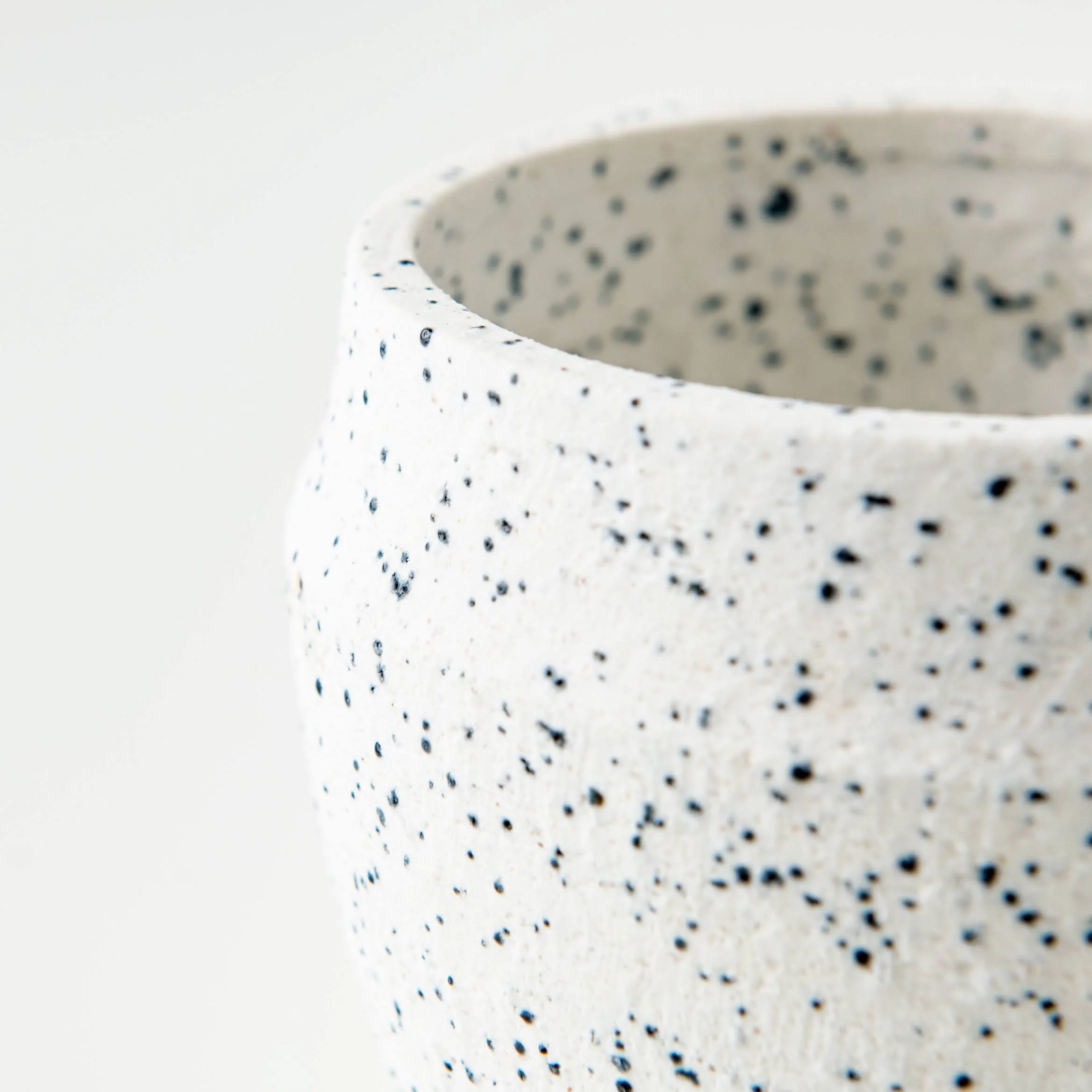 White Clay Speckled Planter 2 Sizes  THE MOSS & GREEN