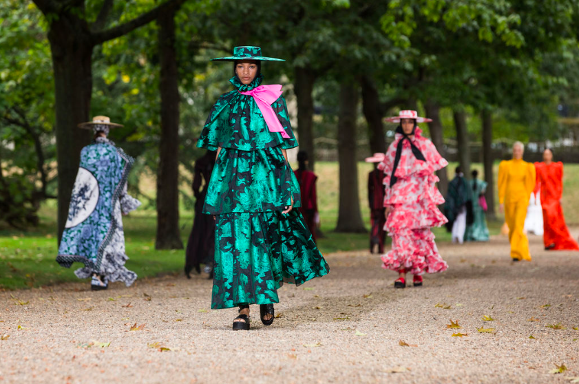 ERDEM @ Gray's Inn Walk Gardens | London Fashion Week