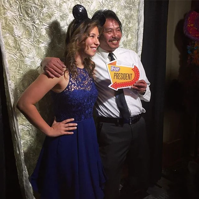 #tbt to my cousins wedding in #laketahoe #nevada My dad sure knows which prop sign to choose. 💁🏻&zwj;♀️
.
.
.
.
.
.
.
.
#throwback #latergram #travel #traveler #wanderlust #twitchgirls #twitchstreamer #twitchaffiliate #twitchkittens #pcgaming #pcga