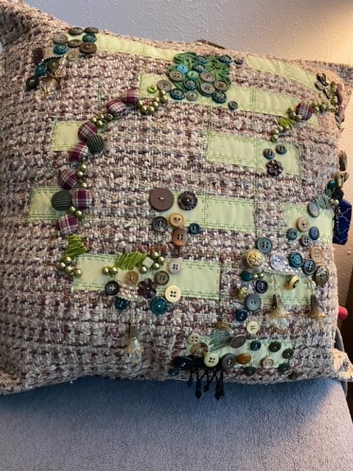 Pillow_#611_Green Brown Houndstooth Beaded Explosion_detail___.jpeg