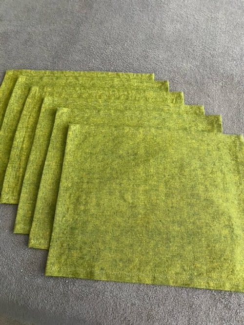 Placemats_#624_Gold Chartreuse_front_07_15_24.jpeg