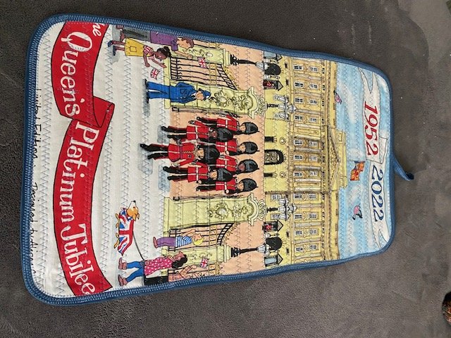 Hand_Dish Drying Towel_#647_Queen's Jubilee_.jpeg