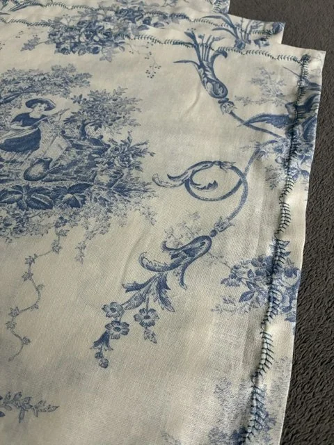 #689_Napkins_Napkins in Blue Toile_detail_08_15_26.jpeg