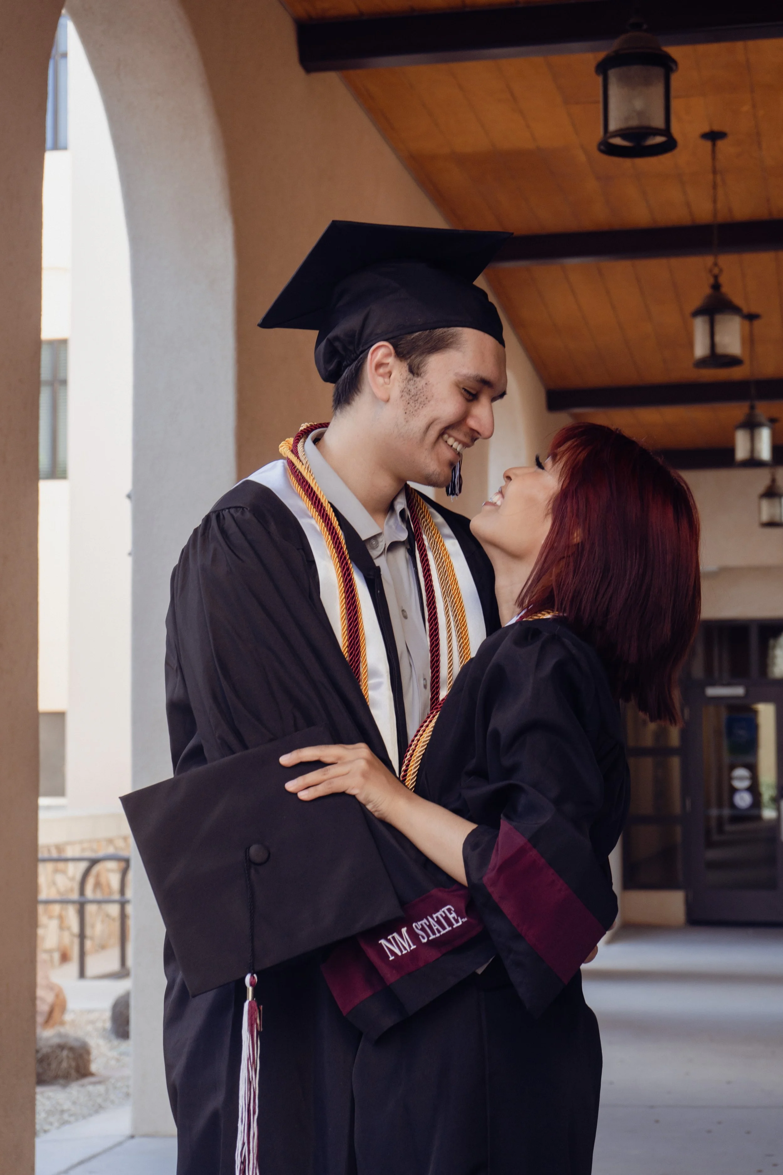 Couples graduation portrait photography El Paso Texas – NMSU and university graduation photo session by Jeanette Nevarez Photography