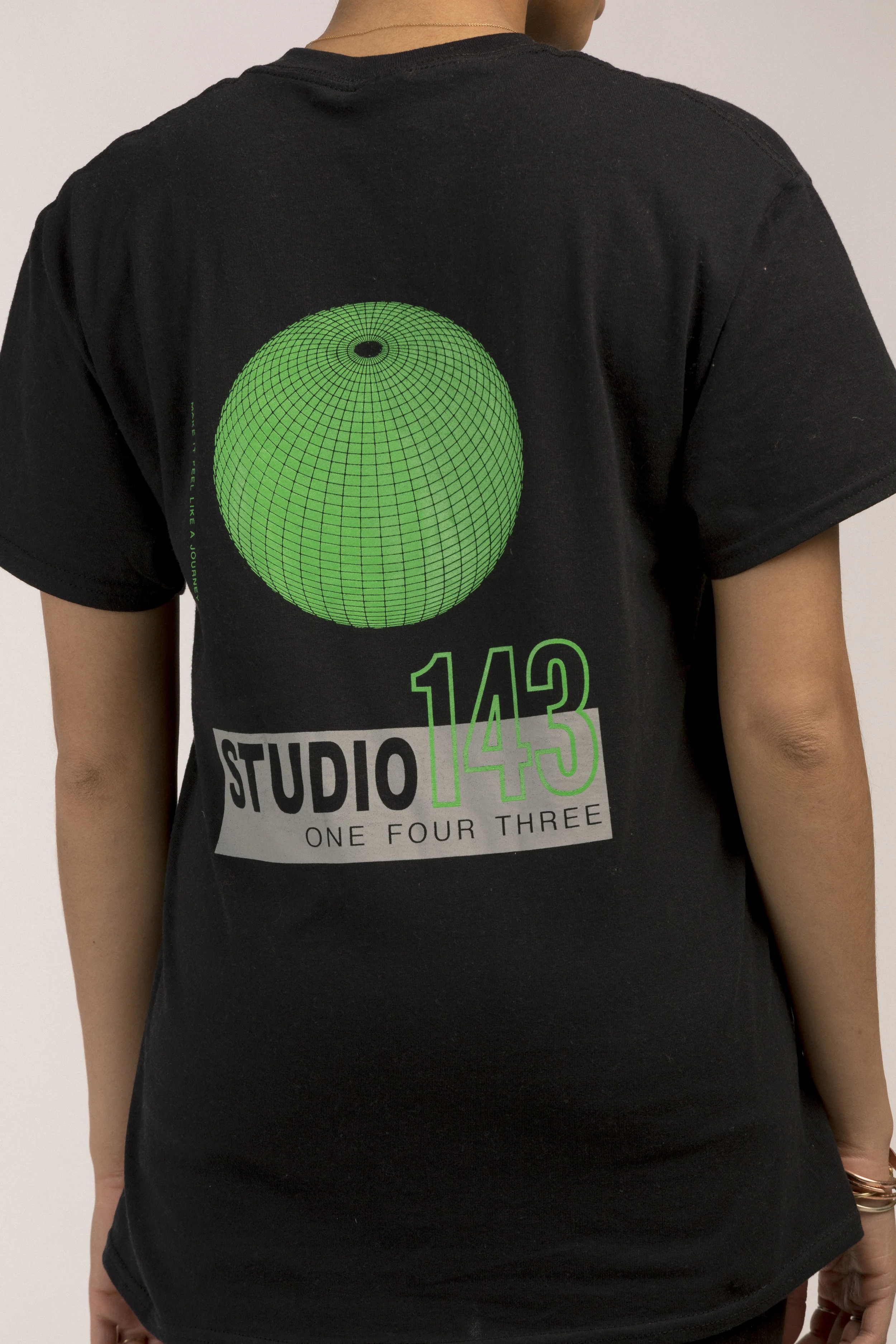 143Tshirt_product_3.jpg