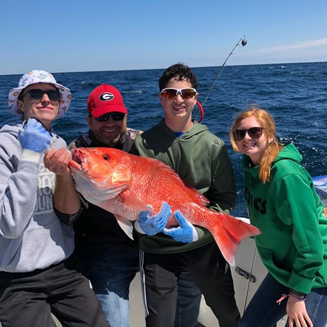 A few fish from this week! Blessed with some great catches and great memories!!
#redsnapper #grouper #capehornboats #evergladesboats #destinflorida #castright