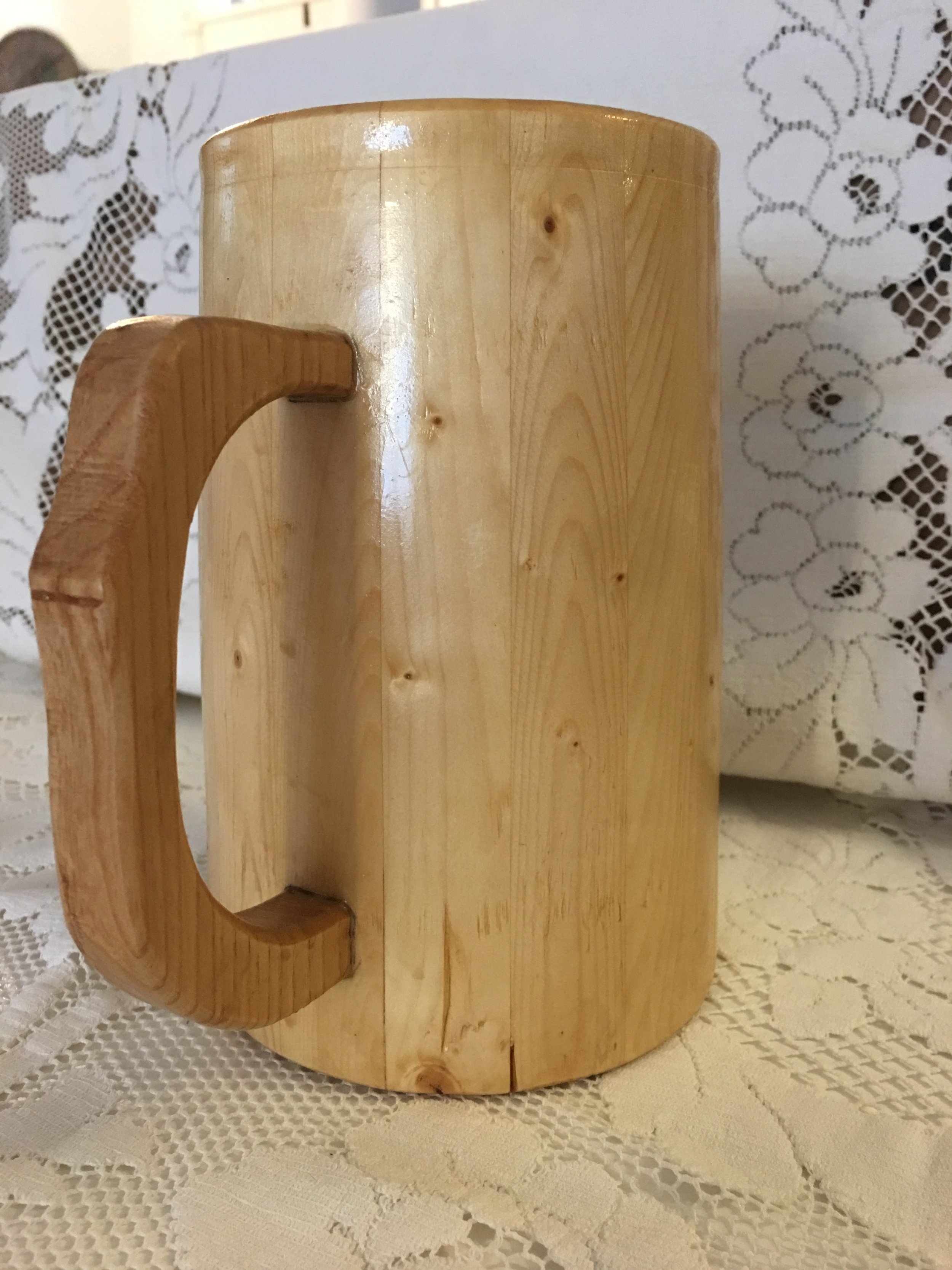 Poplar Mug with Thumb Handle