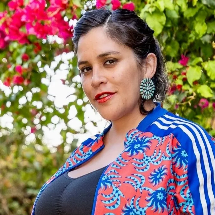 Emma Robbins Headshot