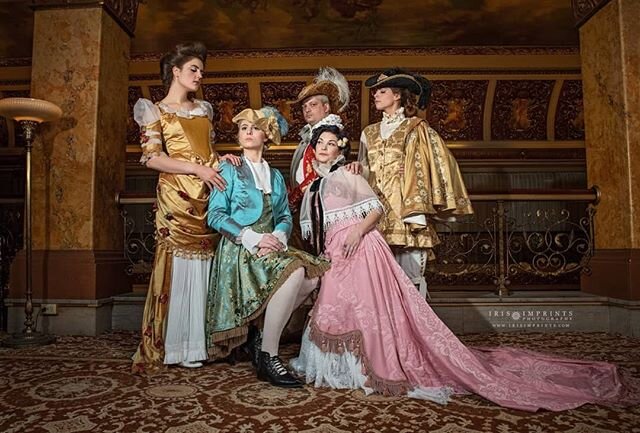 It's my 500th post!!
Half of my #collection &quot;Tableaux Vivant&quot;
It was truly a pleasure to work with new #models in Milwaukee's most beautiful #historic hotel. And a huge thanks to @irisimprints for setting the #photoshoot up! Which of these 