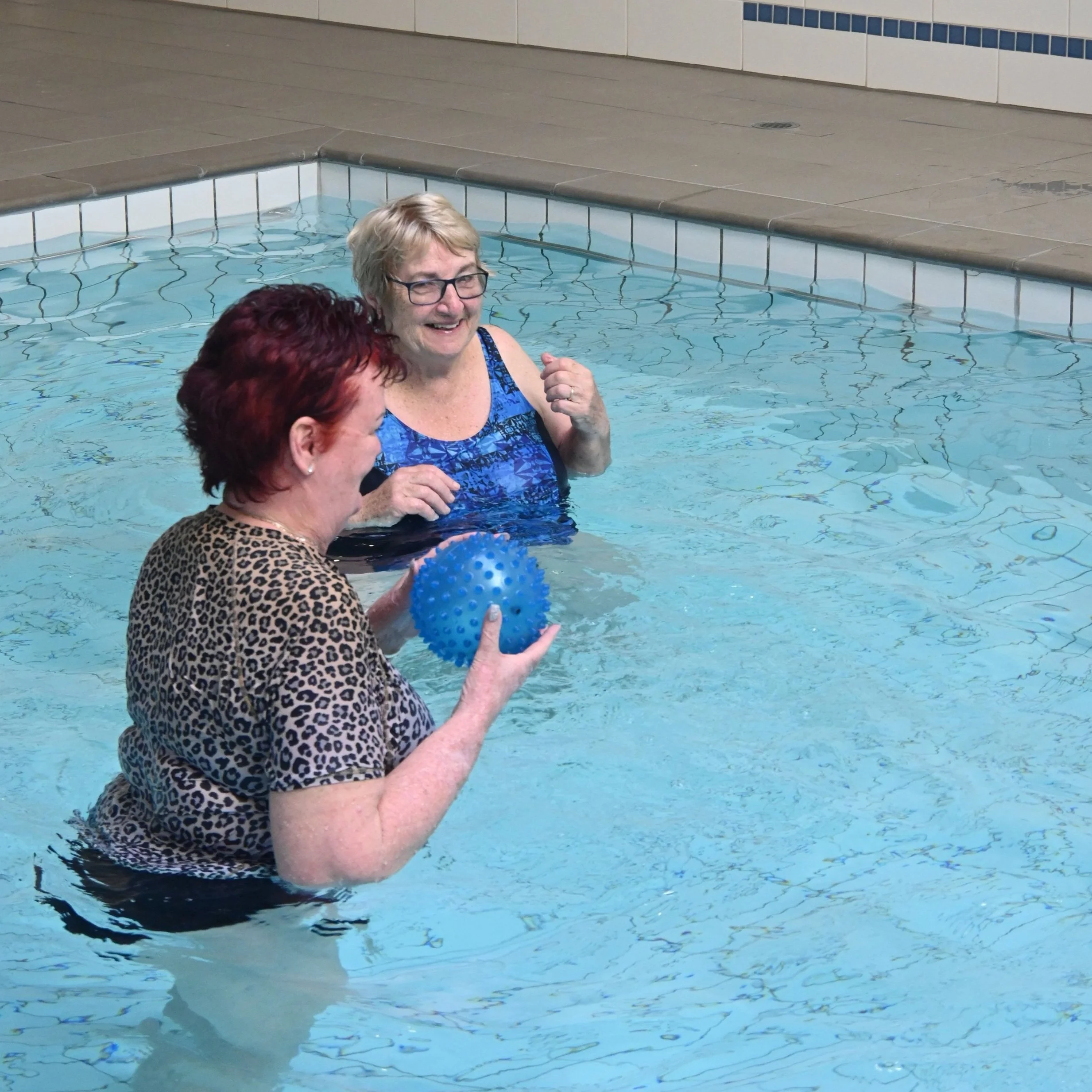 5 Benefits of Hydrotherapy for Seniors' Daily Routine
