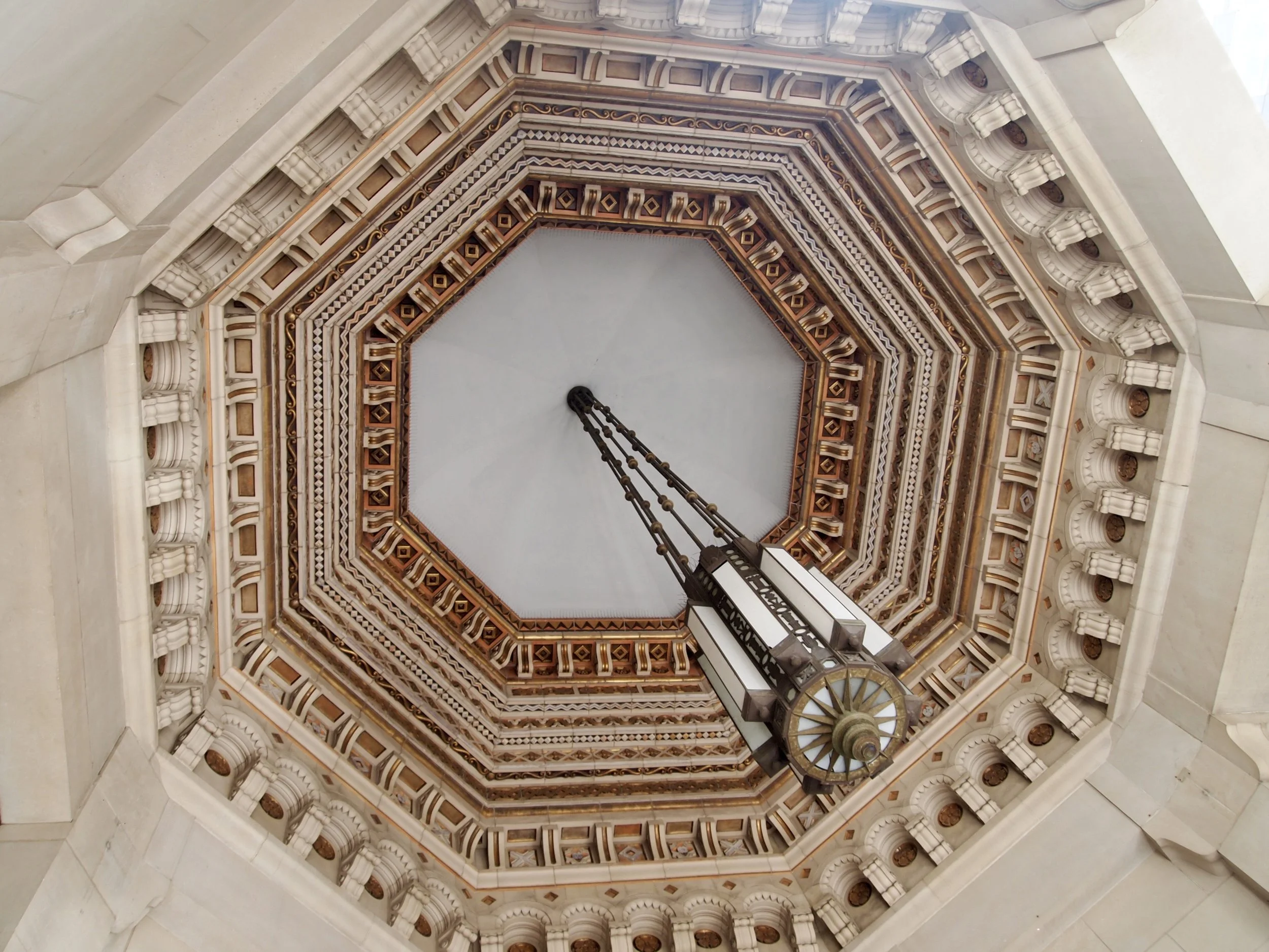 Heritage architecture features, Downtown LA (image by Jacqui Gibson).