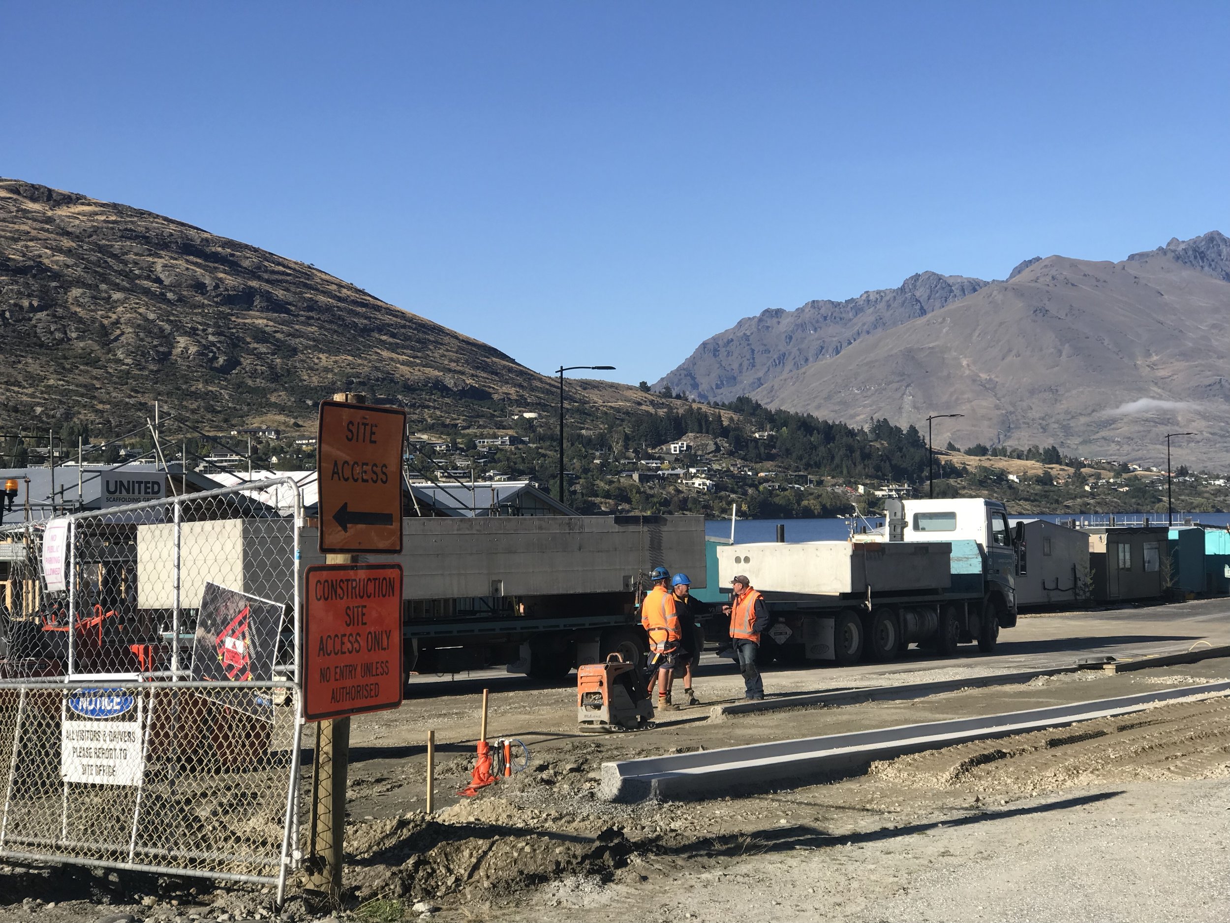 Queenstown construction site (images by Jacqui Gibson).