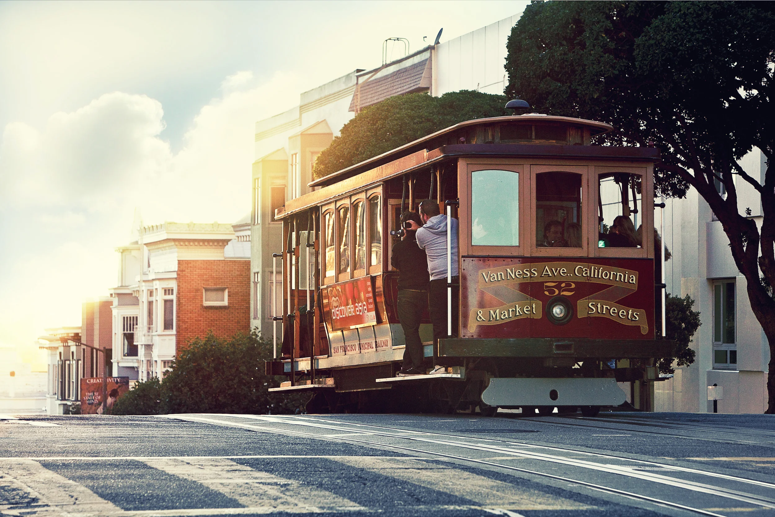San Francisco cable car (image care of San Francisco Travel).