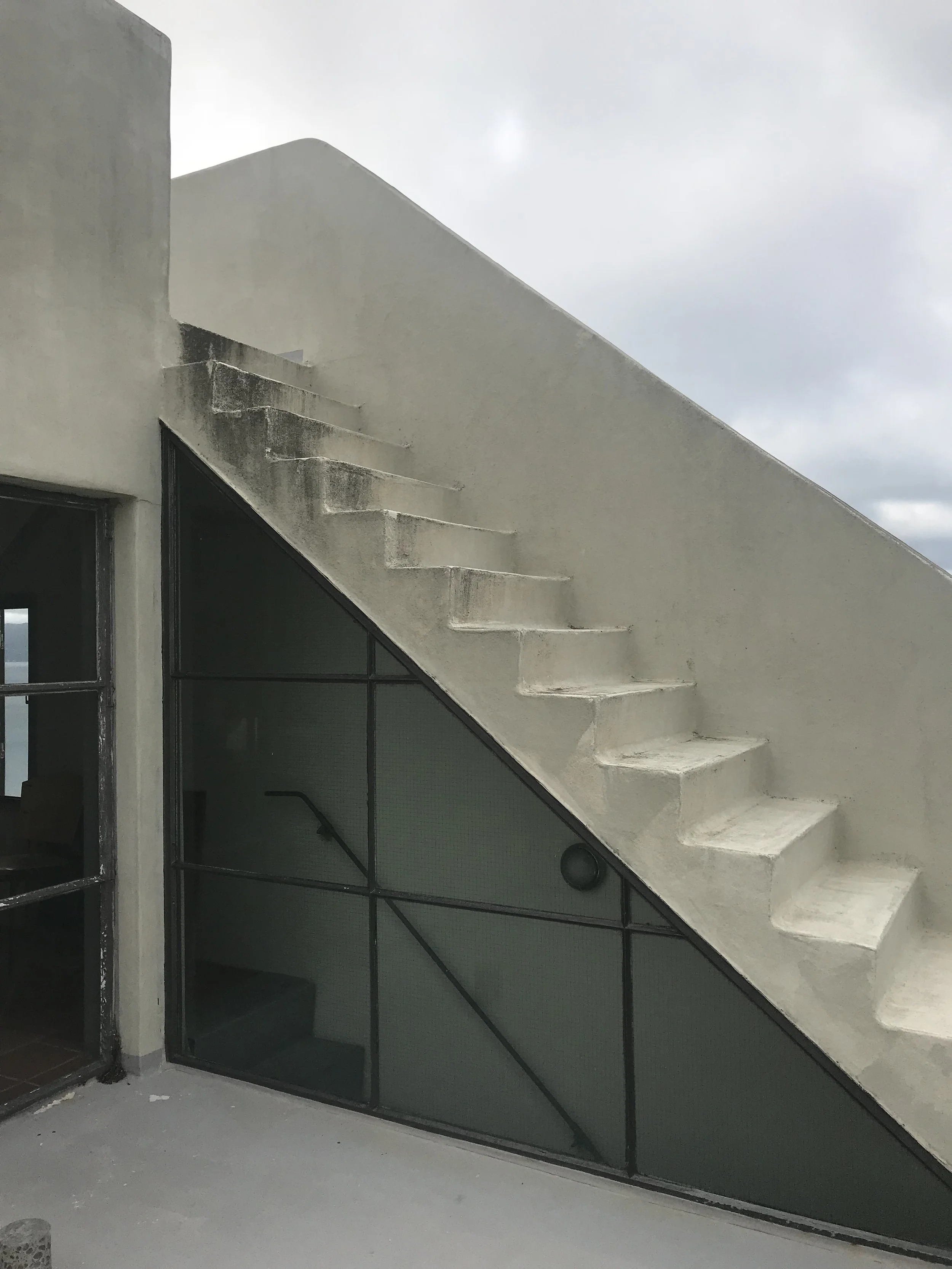 Outdoor stairway of Athfield House and Office, Wellington (image by Jacqui Gibson).
