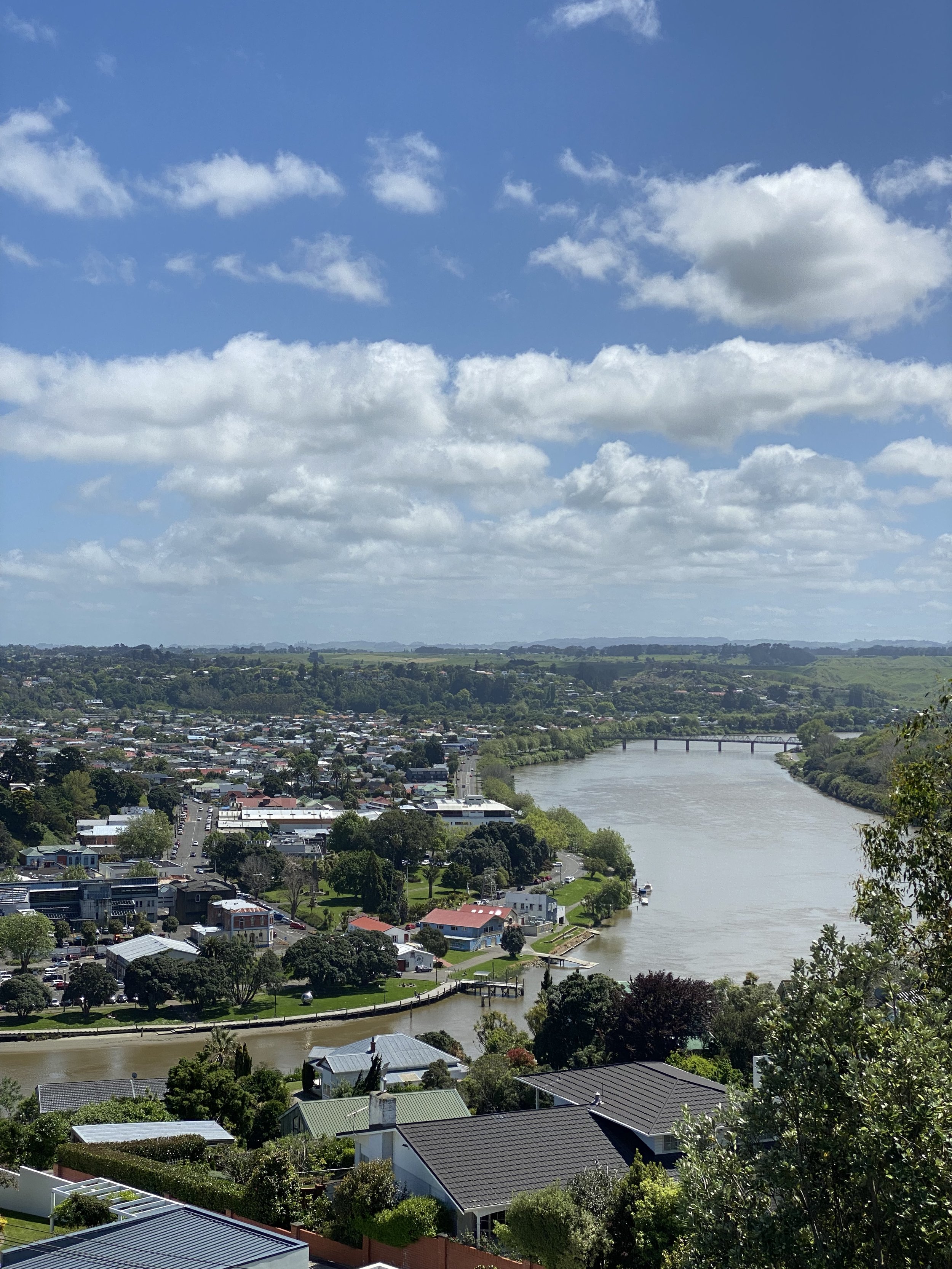 Whanganui_river_views.jpg