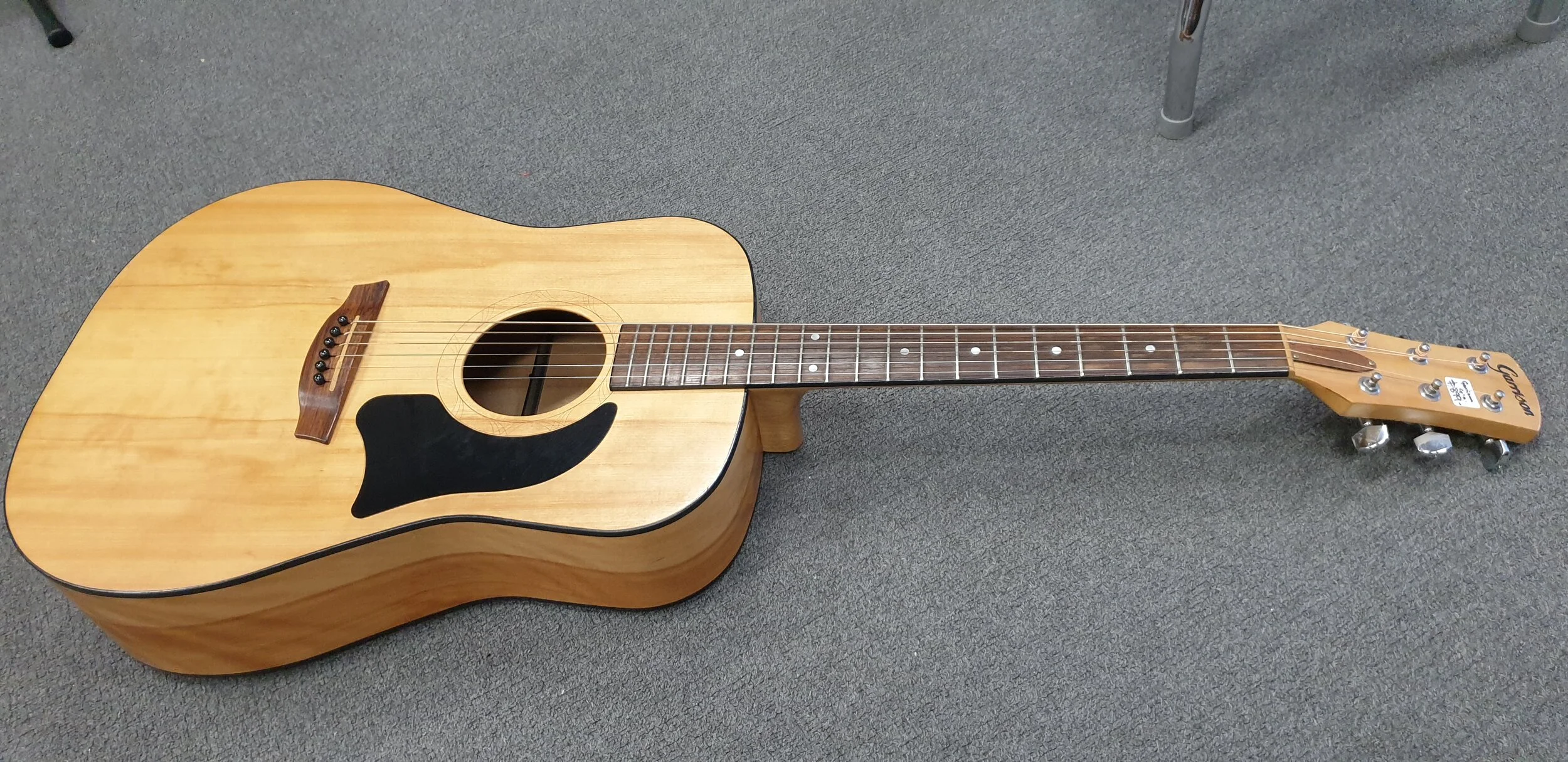 Guitars & Things — Acoustic Guitars Frankston Melbourne