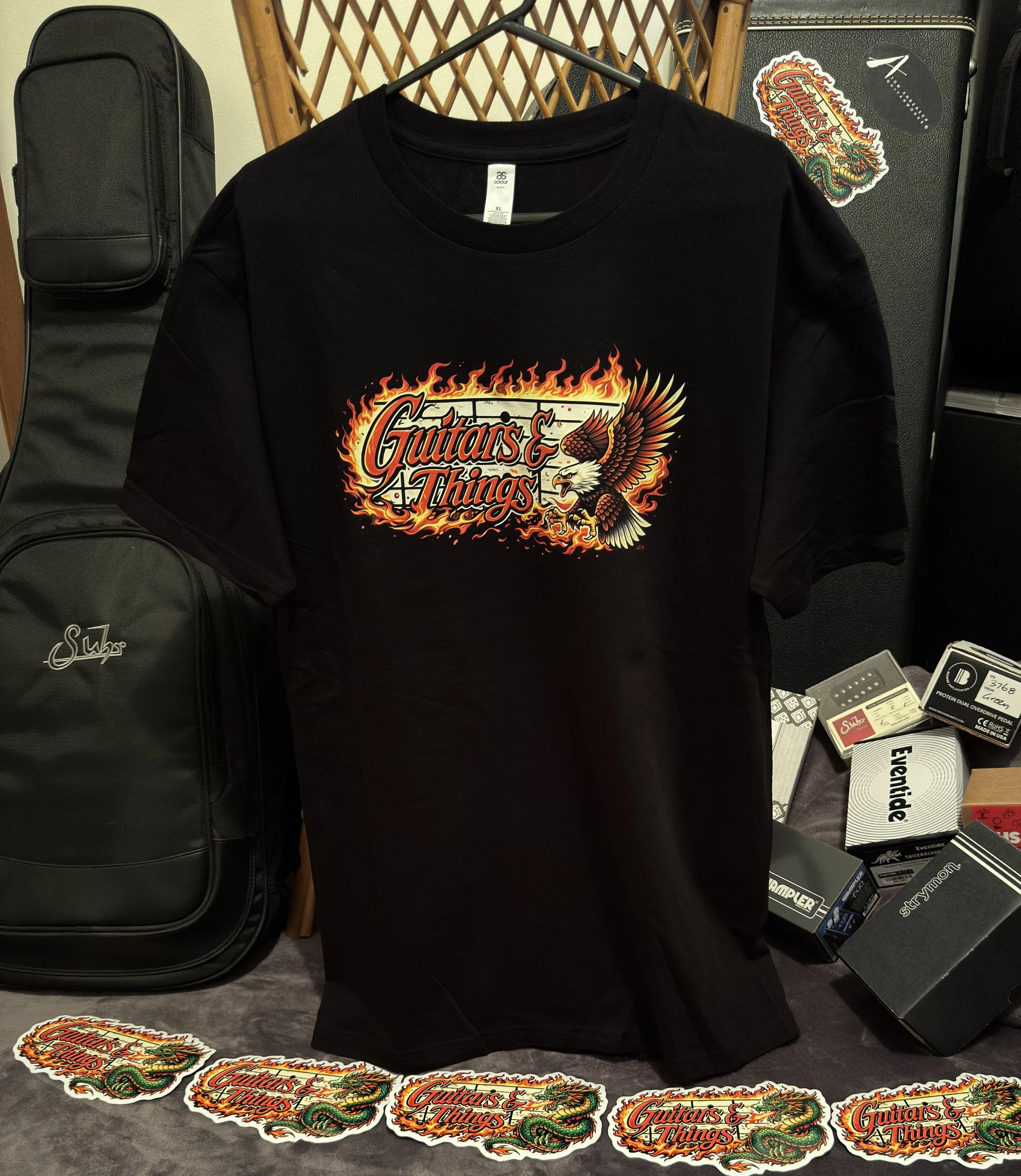 Guitars & Things EAGLE Tee - Regular Fit