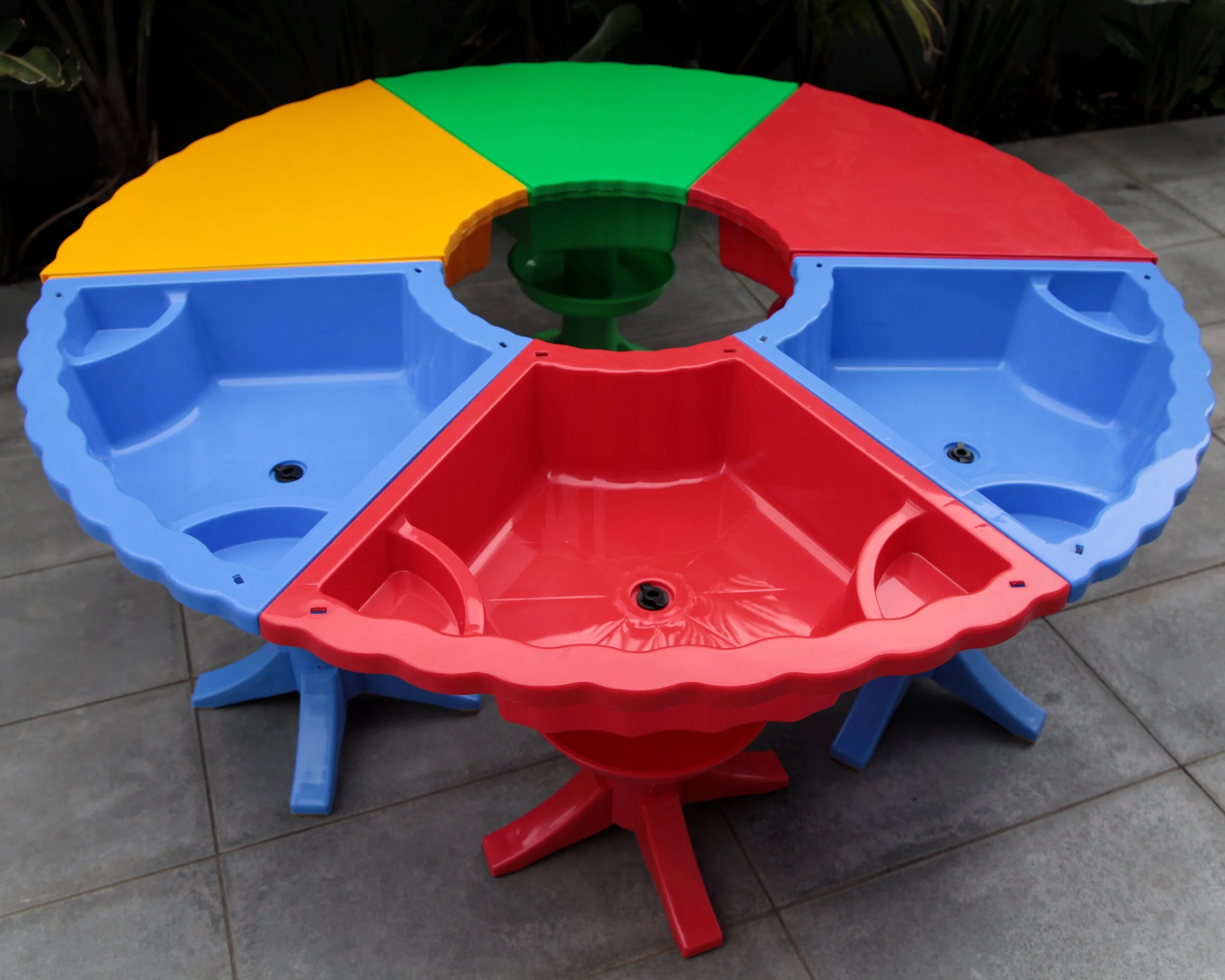 Round Table No Lids No Water.JPG