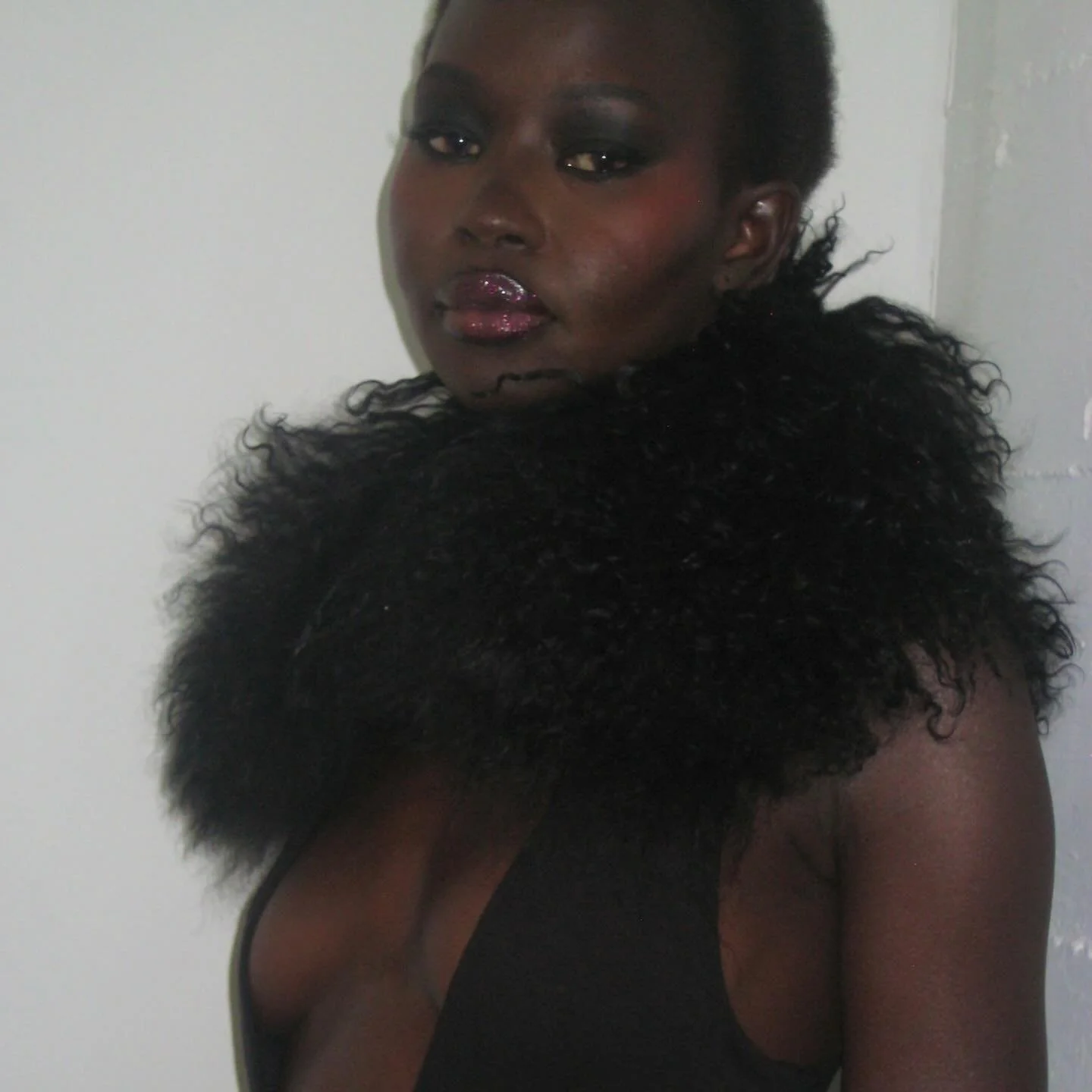 Playing dress up w/ @awengchuol 🥀