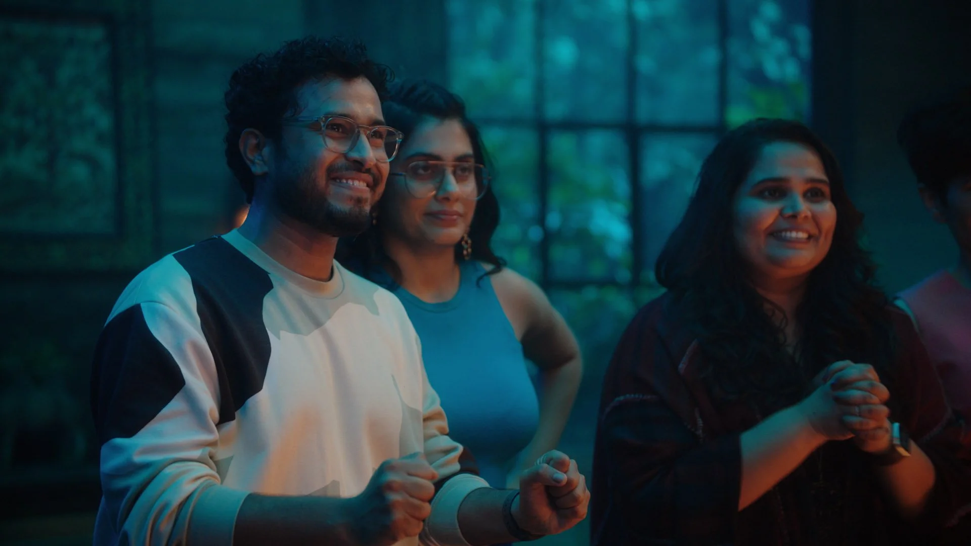 Shamshera Graded Clip.00_00_17_06.Still015.jpg