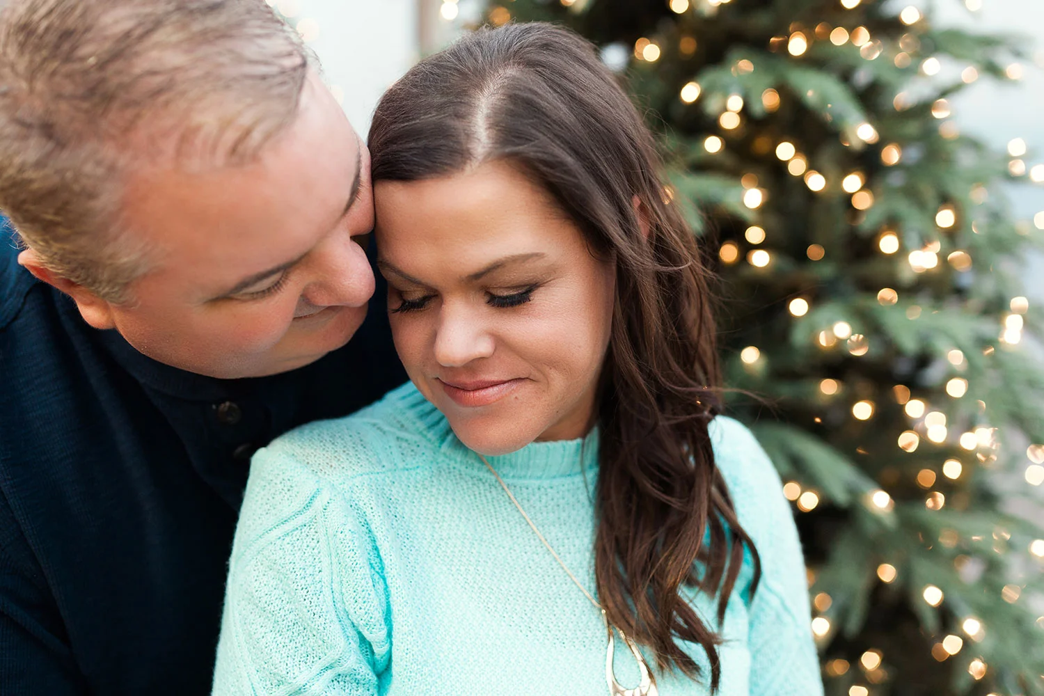 Mulhalls_Omaha_Fall_Engagement_Session_Kerry_Jay_21.jpg