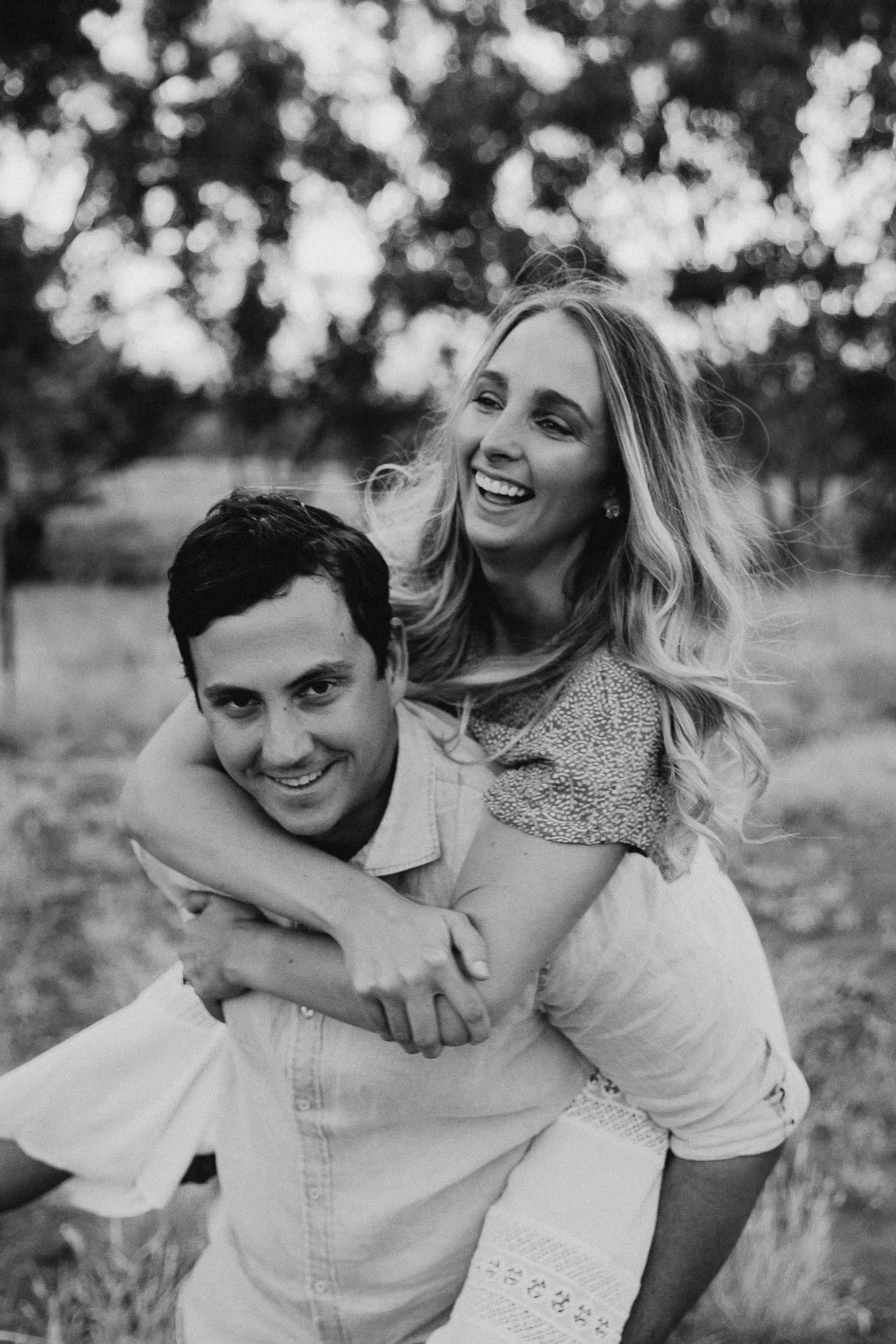 outdoor-couple-session-mount-isa3.jpg