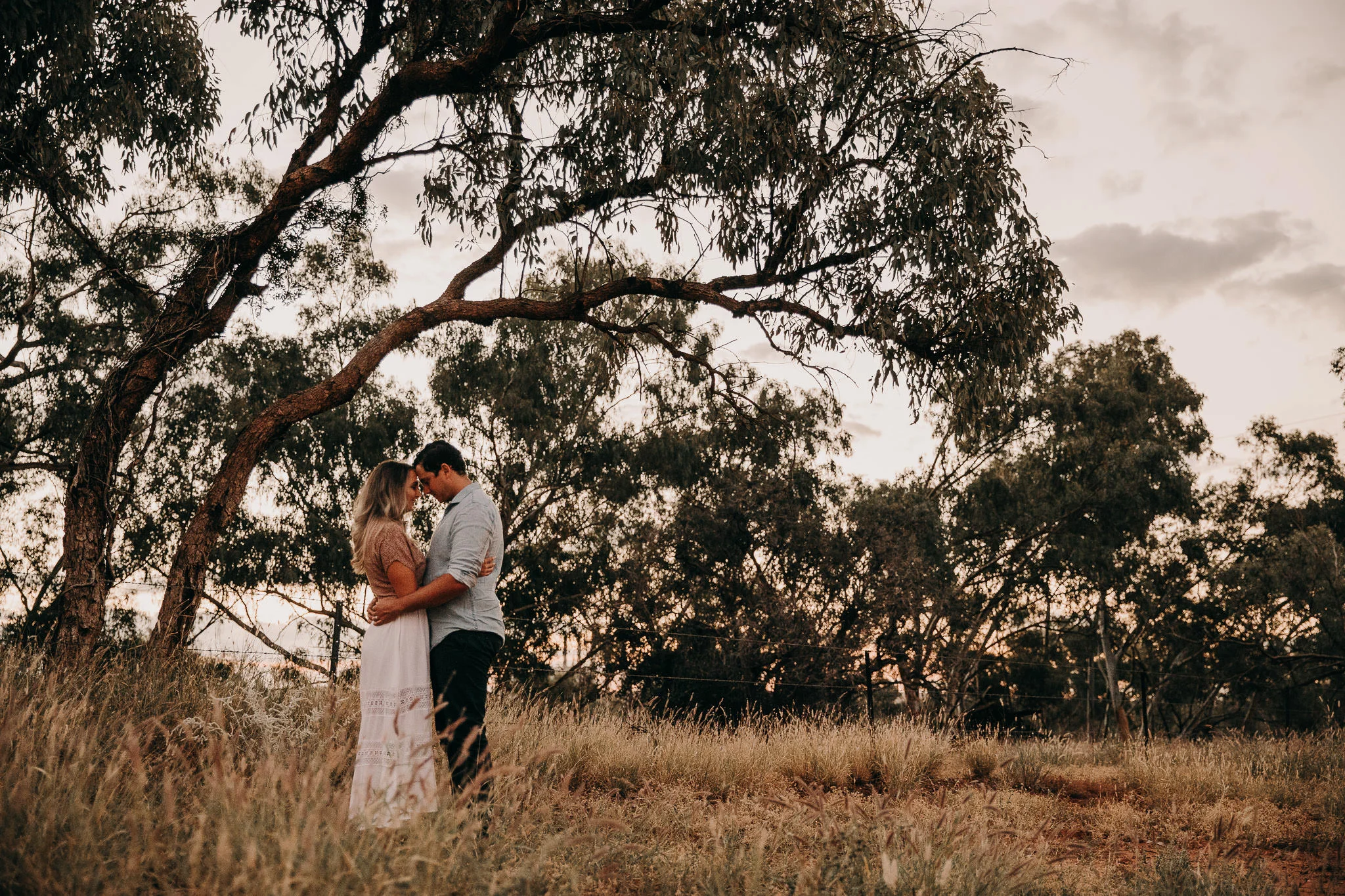 outdoor-couple-session-mount-isa1.jpg