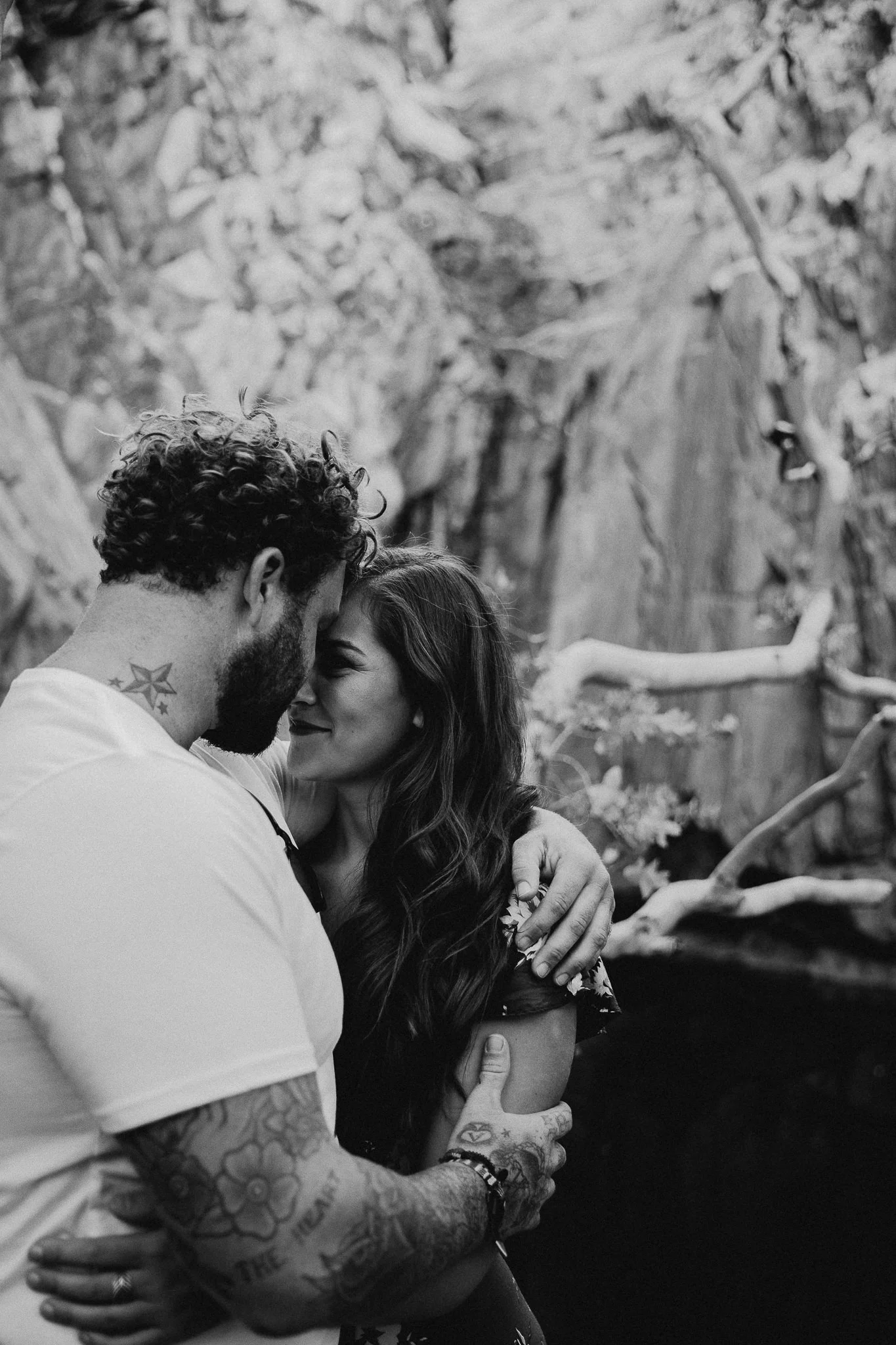 Couple-session-mount-isa17.jpg