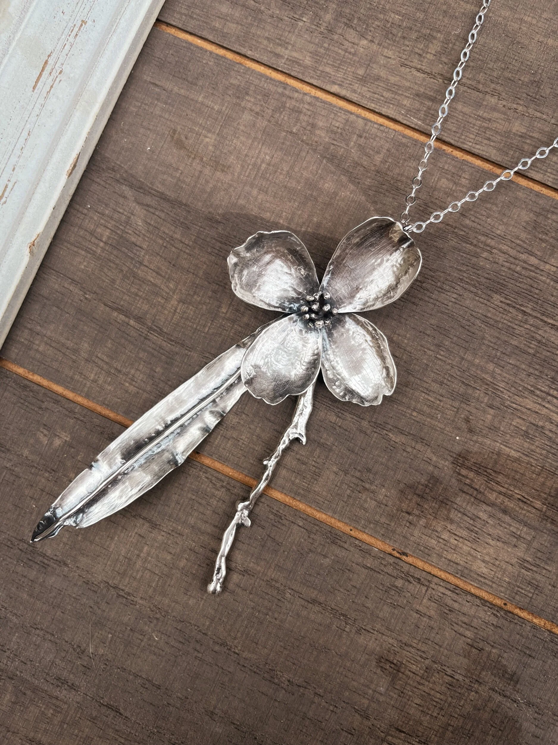 EA4C9AE9-B980-48D4-BA9C-53DA4D9D5993