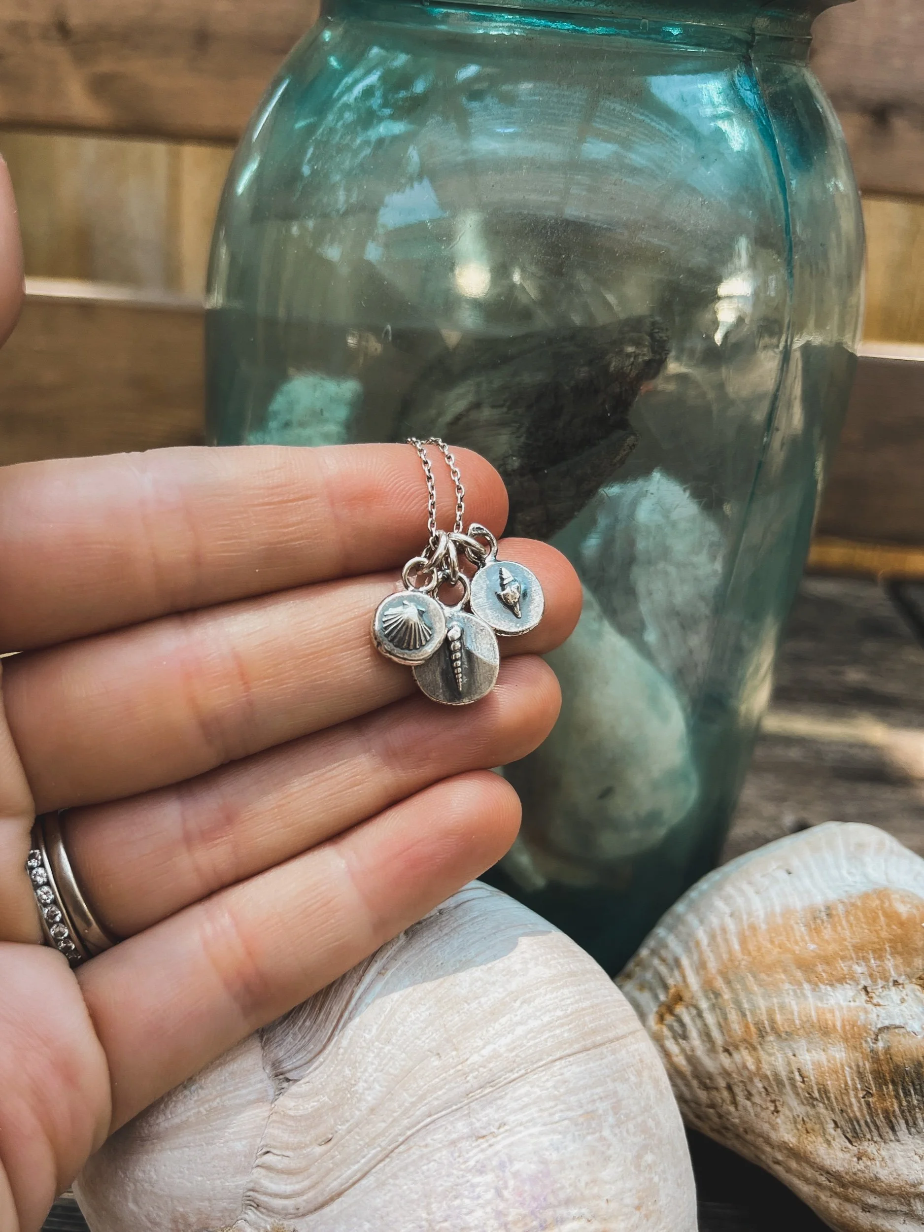 70DDC8EB-5850-476E-9C1F-B163564B3910