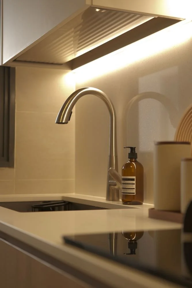 Contemporary Bathroom Vanity Interior Design for 5-Bedroom HDB